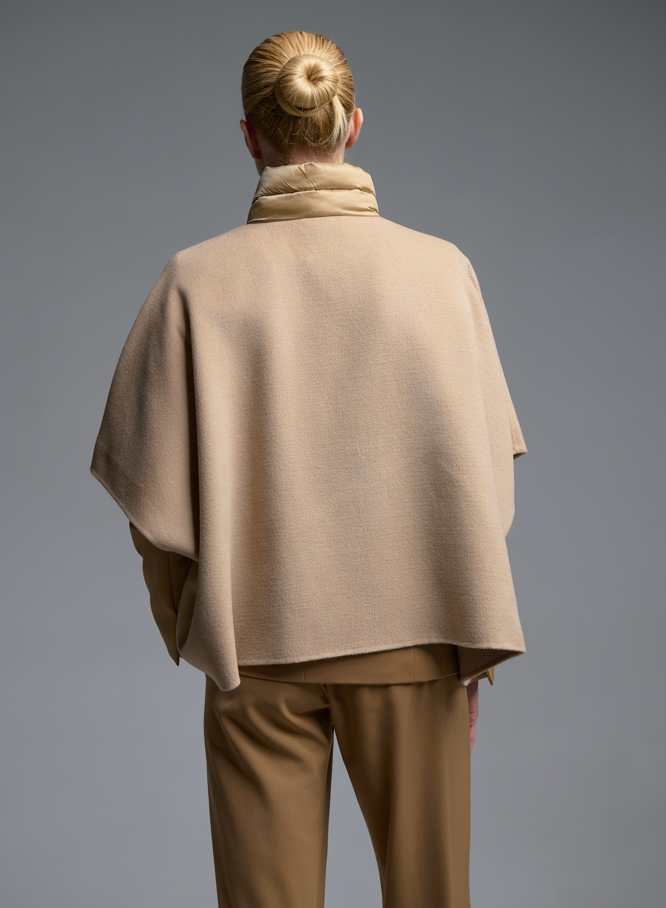 Camel Cape with zipper Emme Marella - 5