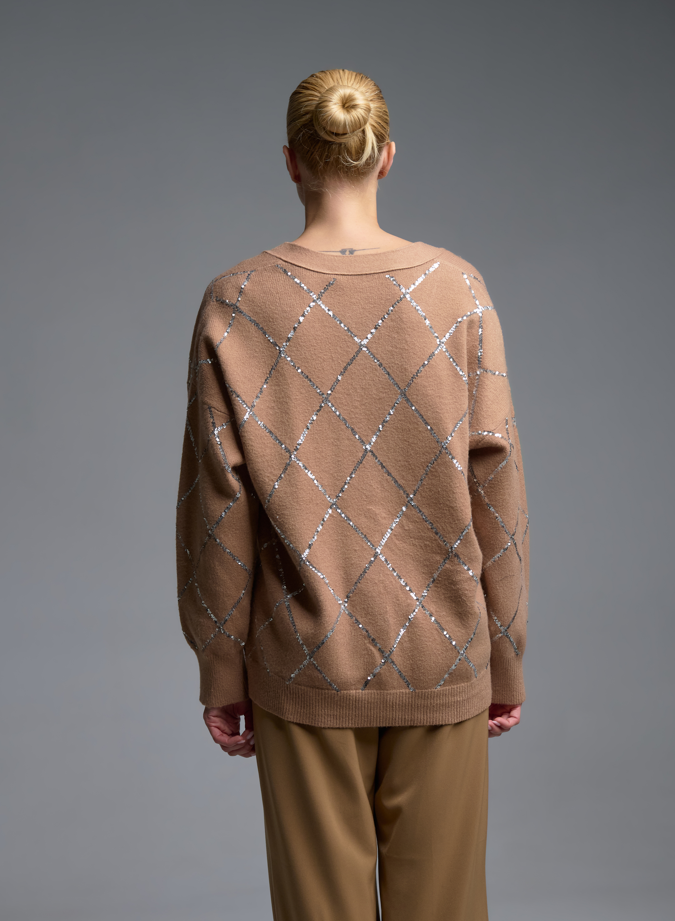 Camel knitted Cardigan with sequins, with V neckline and with patch pockets Valentina Milano - 4
