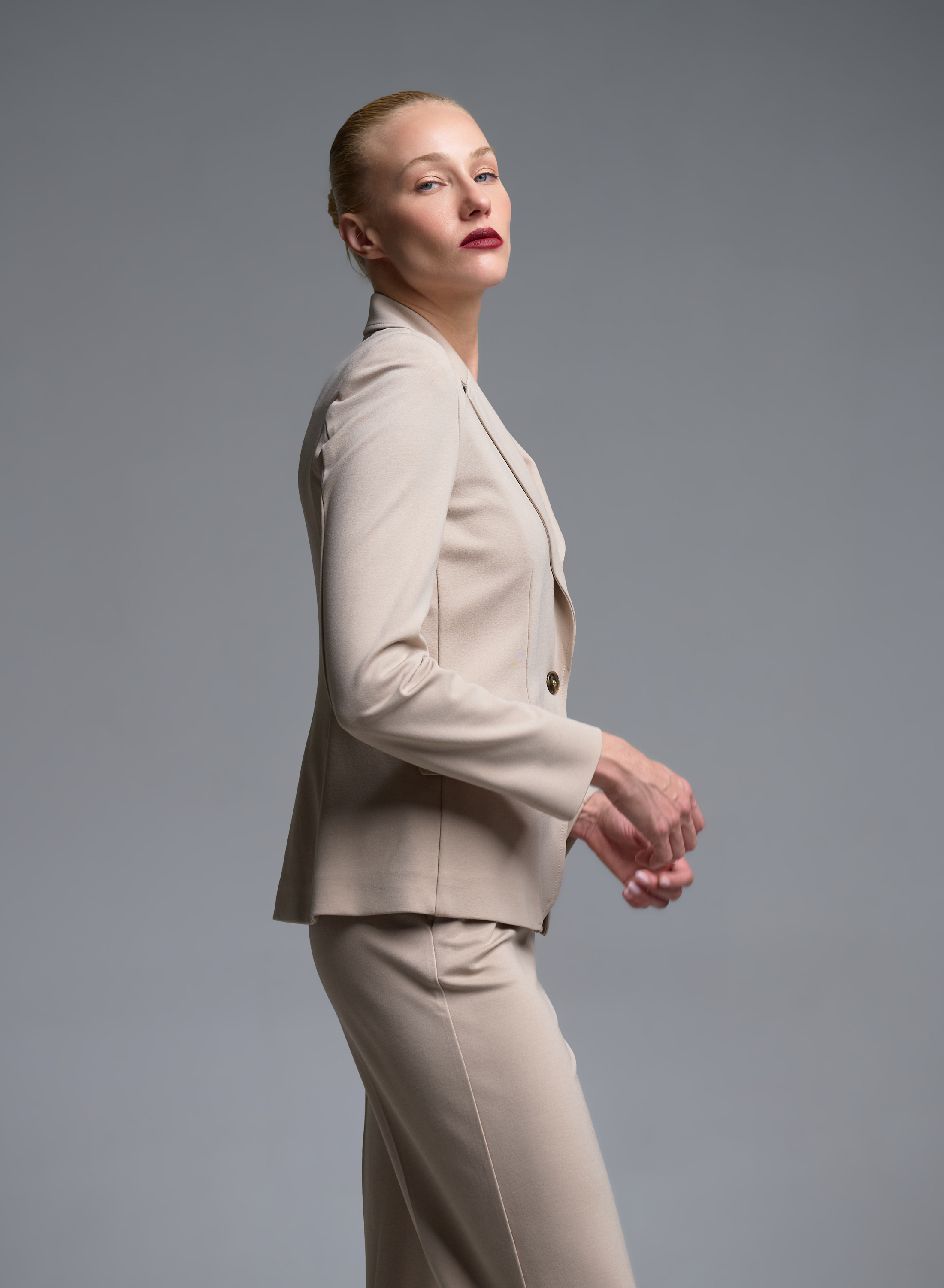 Beiges single buttoned Jacket Emme Marella - 2