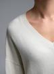 Εκρού oversized Πουλόβερ με V λαιμόκοψη Valentina Milano - 3