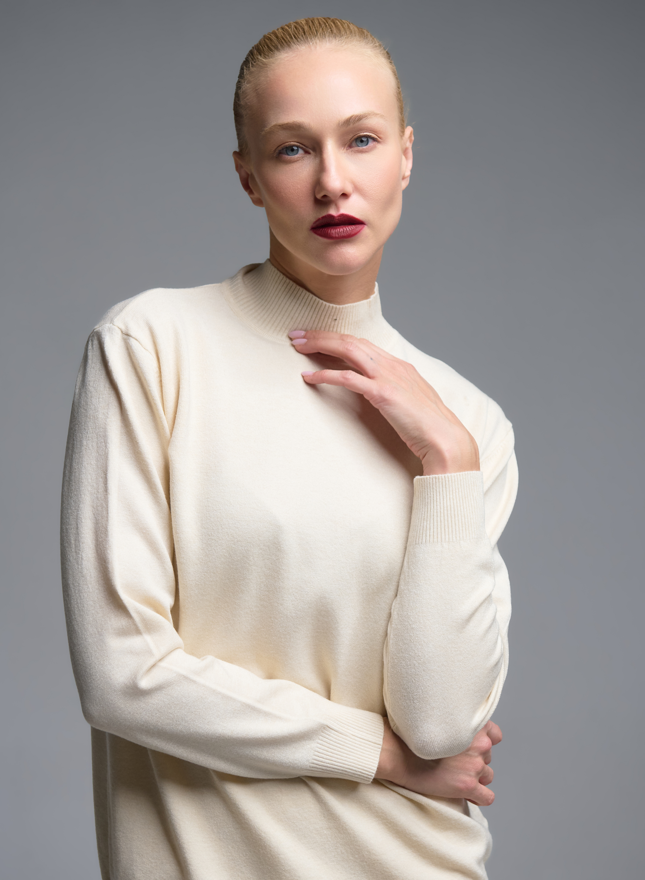 Ecru turtleneck knitted Blouse Beauty Woman - 1