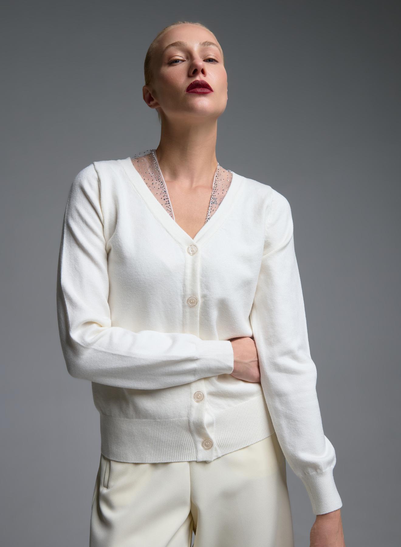 White knitted Cardigan with tulle and rhinestone details Beauty Women - 3