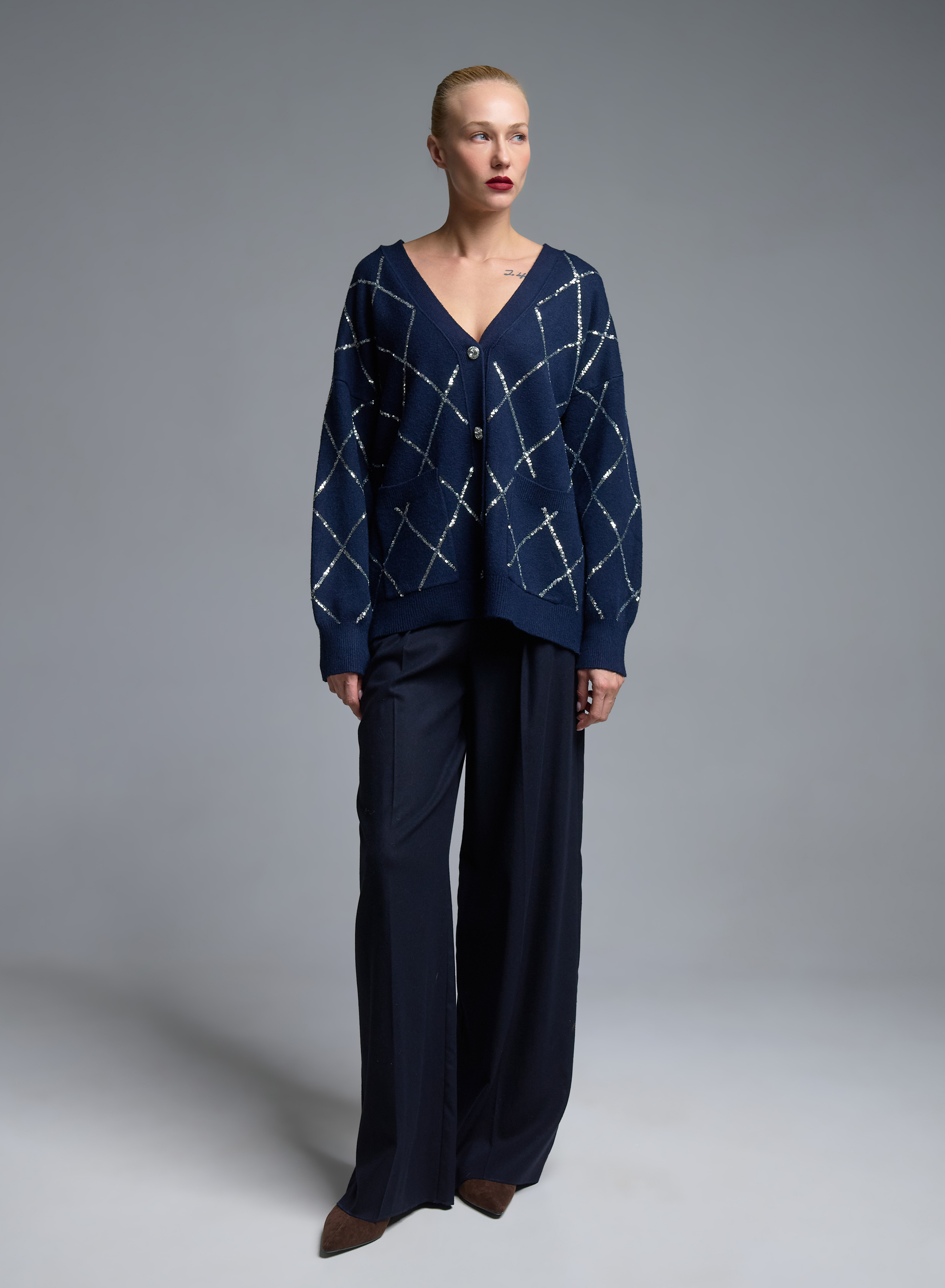 Blue knitted Cardigan with sequins, with V neckline and with patch pockets Valentina Milano - 4