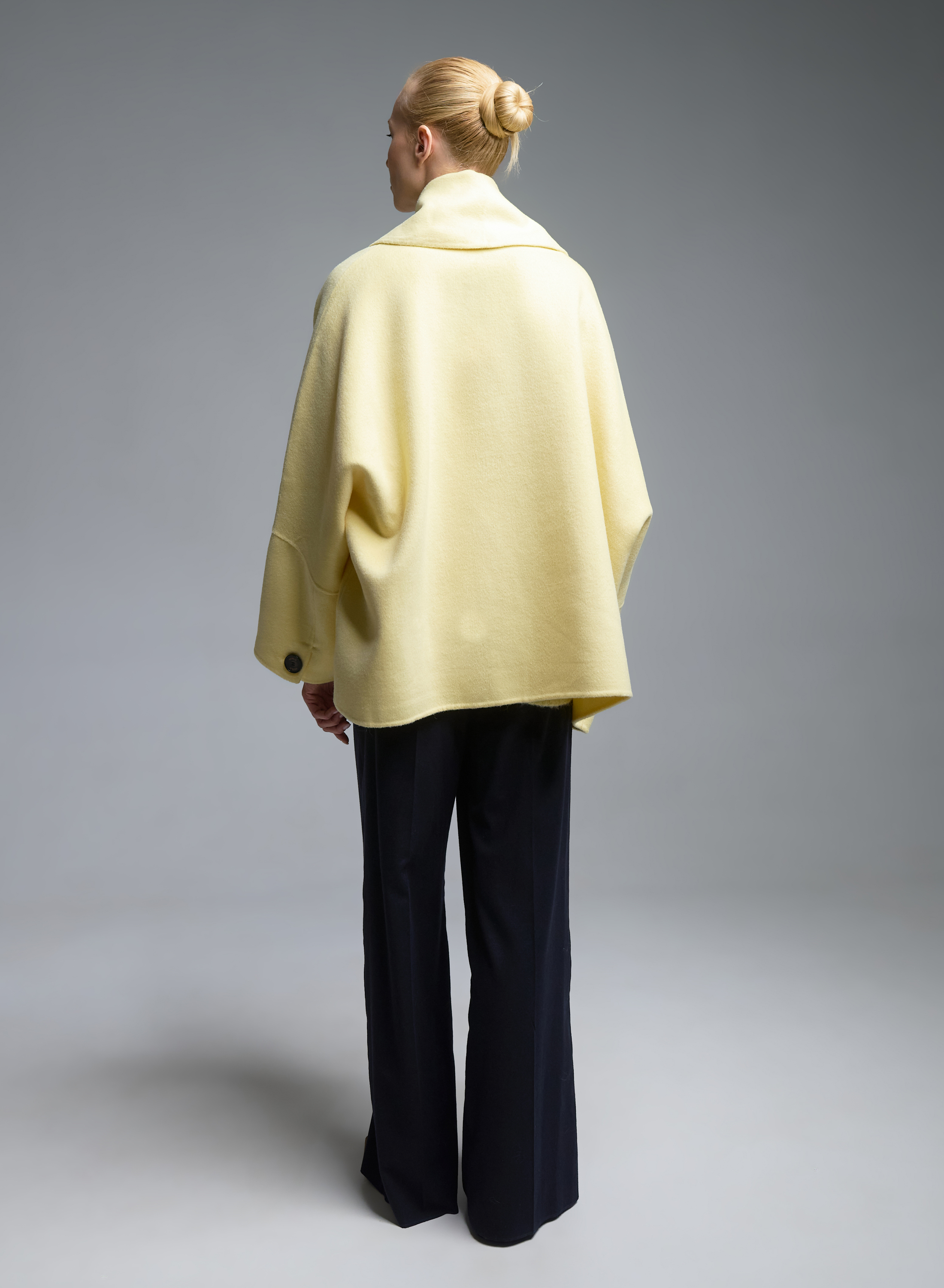 Yellow Cardigan Coat with tuxedo lapel Vicolo - 6