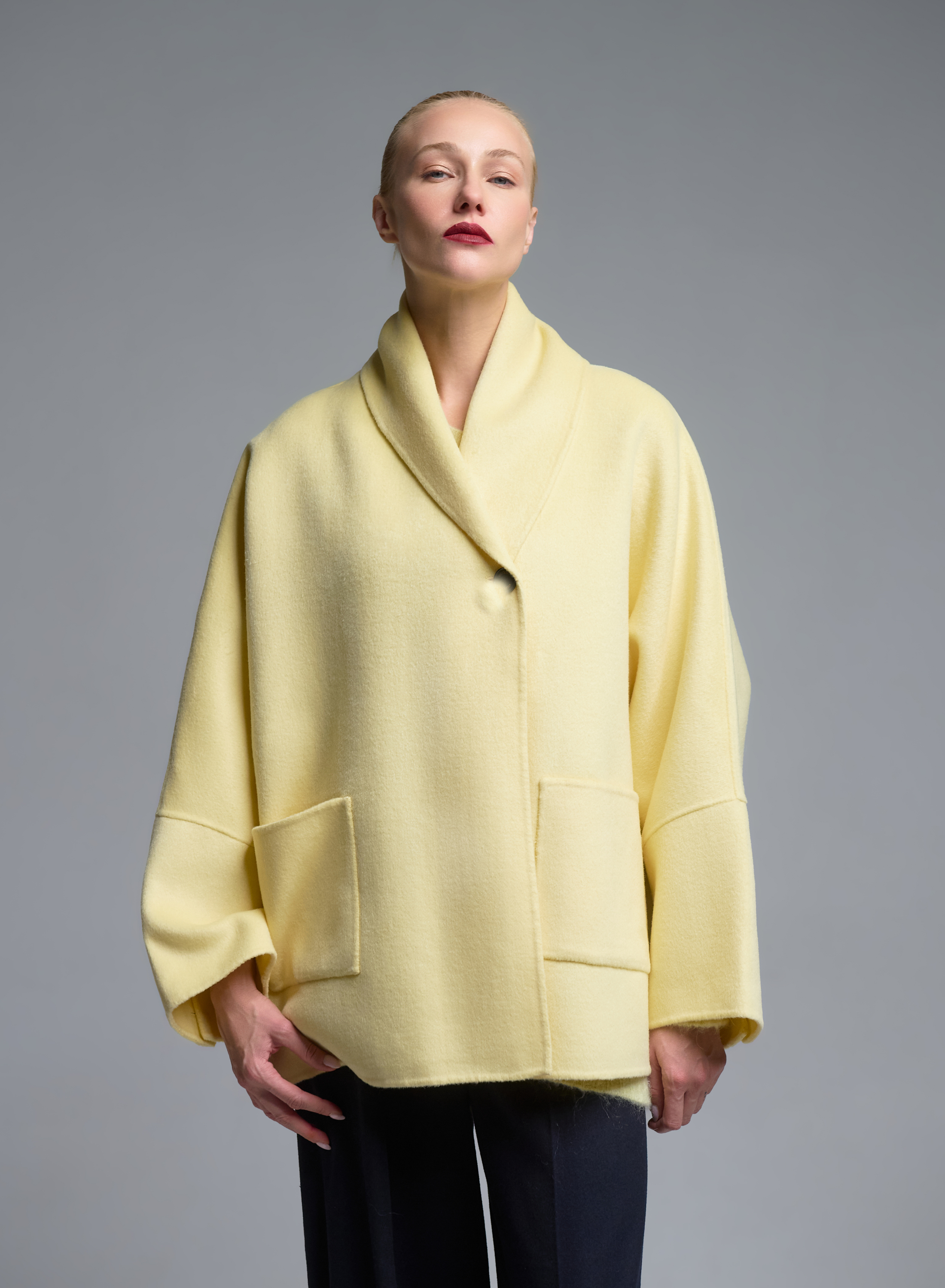 Yellow Cardigan Coat with tuxedo lapel Vicolo - 1