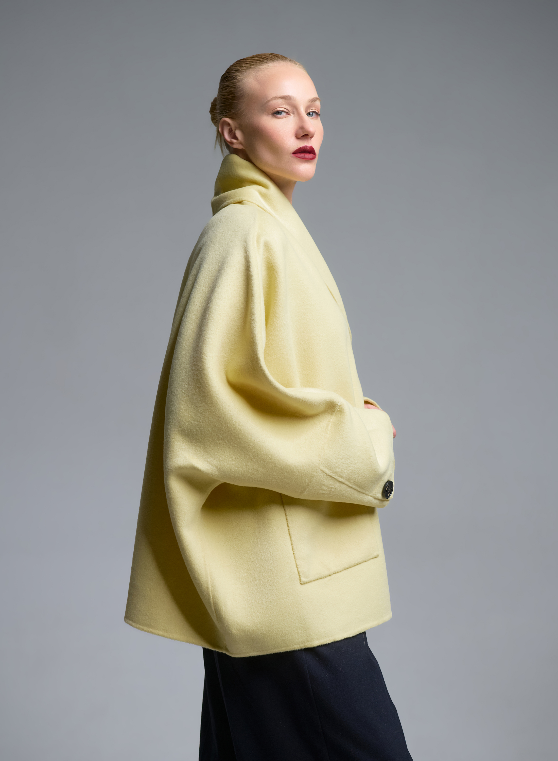 Yellow Cardigan Coat with tuxedo lapel Vicolo - 5