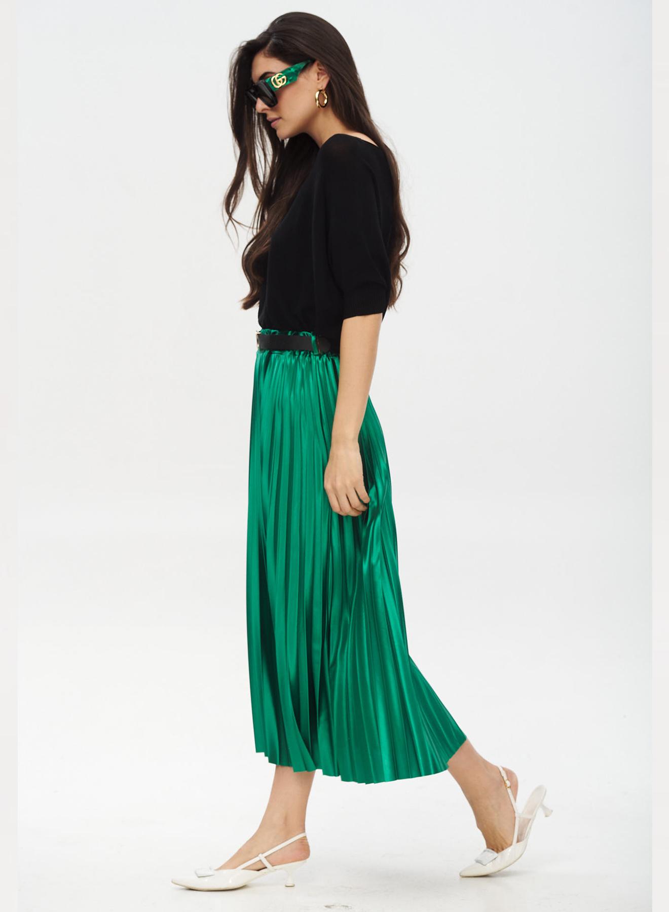 Pleated silky touch skirt with belt - 5