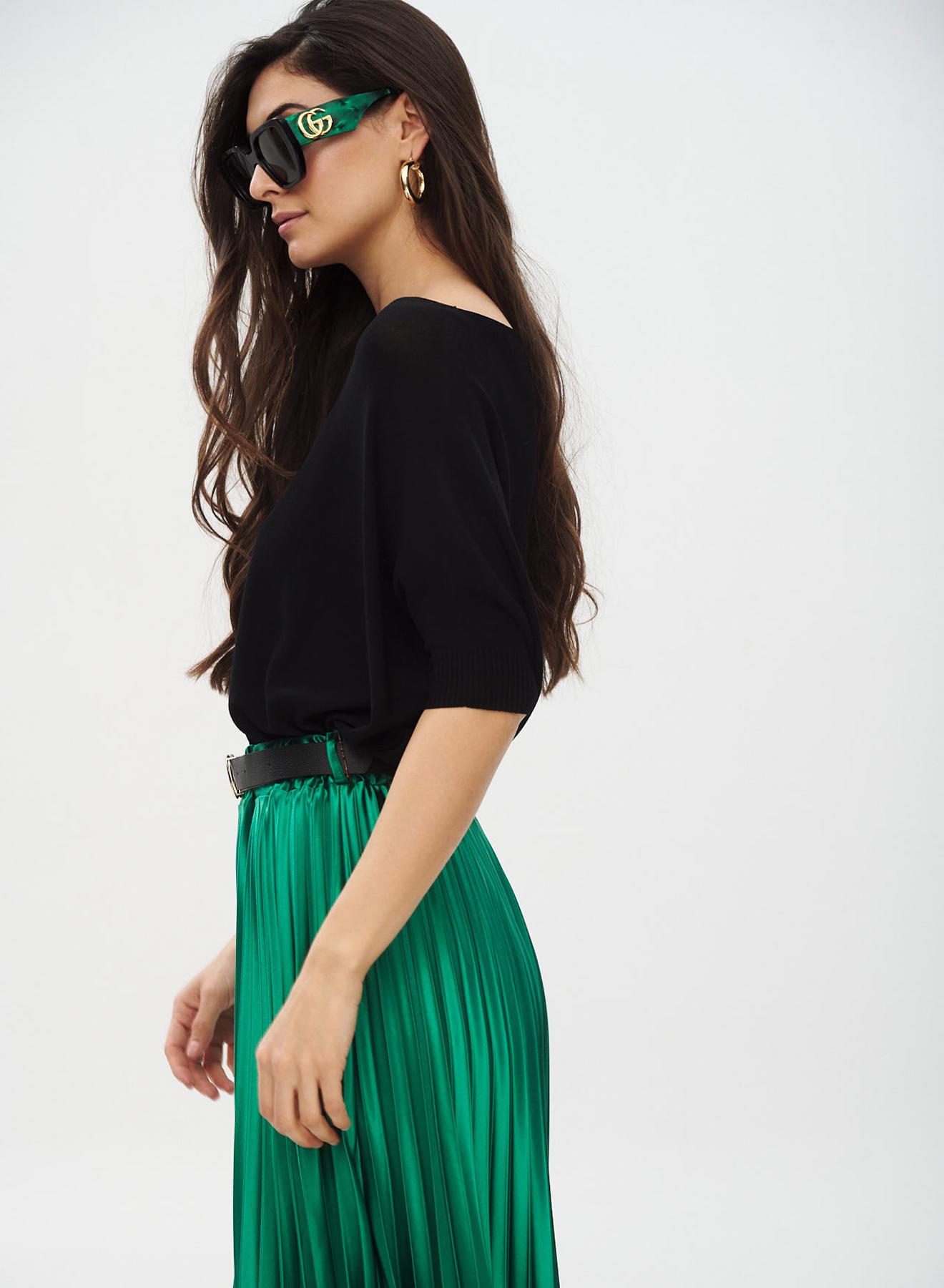 Pleated silky touch skirt with belt - 3