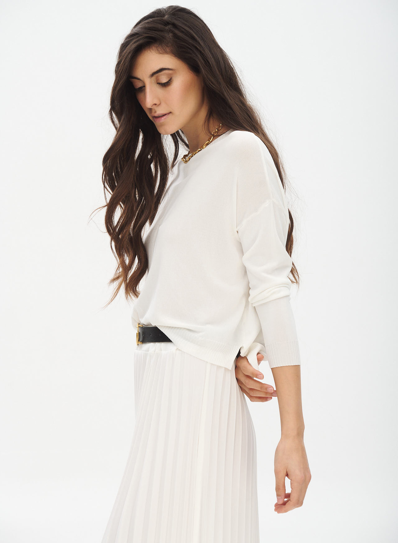 Asymmetric knitted blouse with side slits - 2