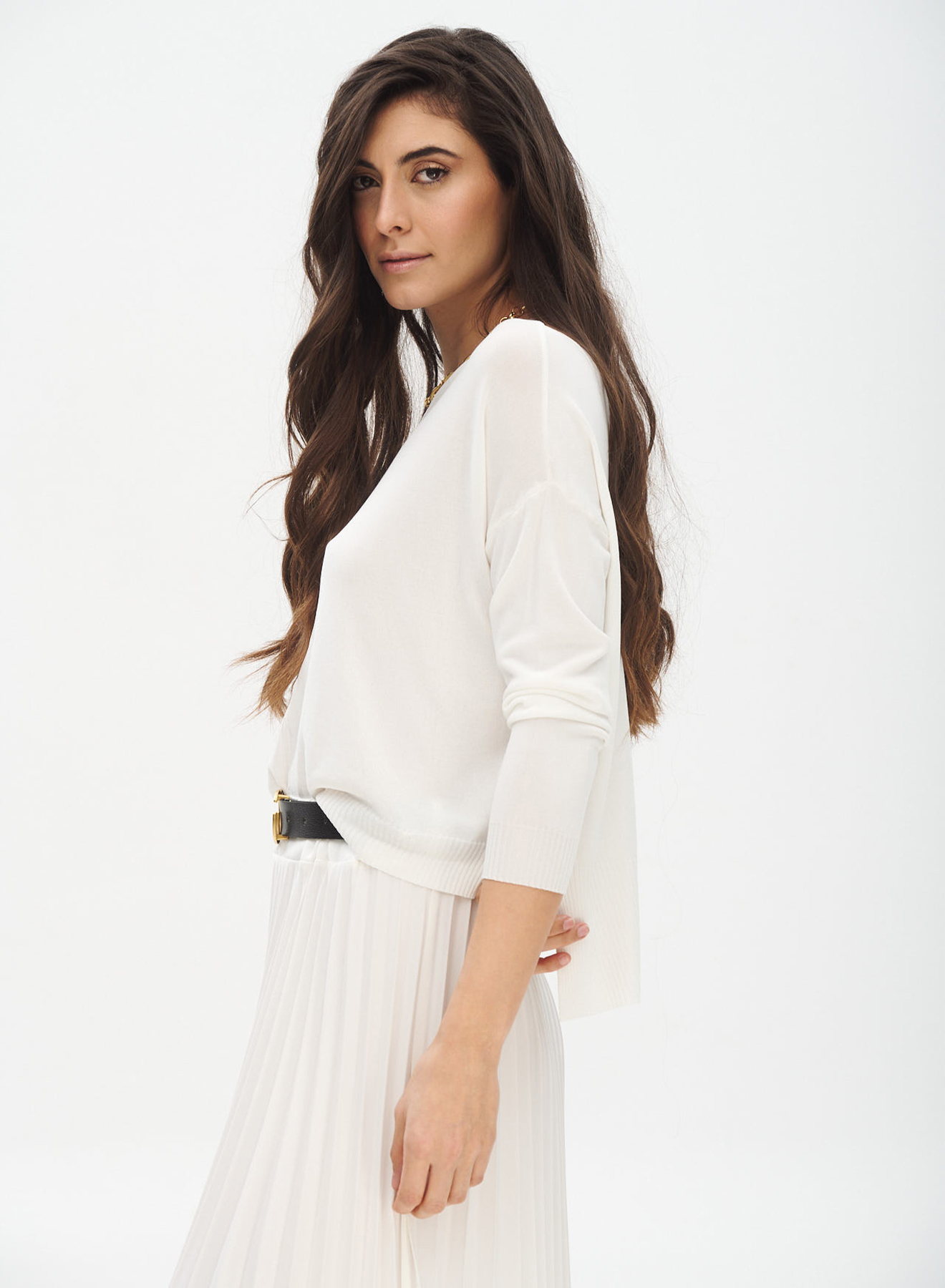 Asymmetric knitted blouse with side slits - 1