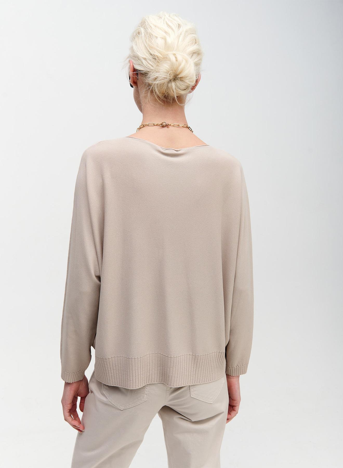 Knitted blouse with long sleeves - 5