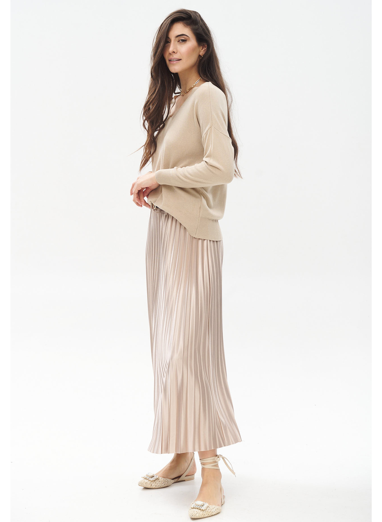 Pleated silky touch skirt with belt - 2
