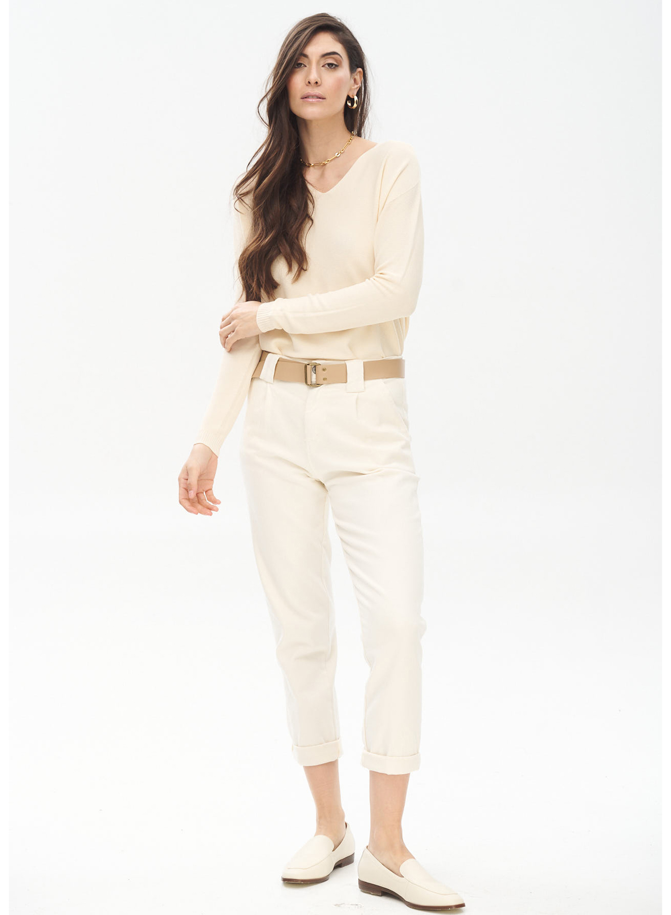 Knitted blouse with V neckline - 4