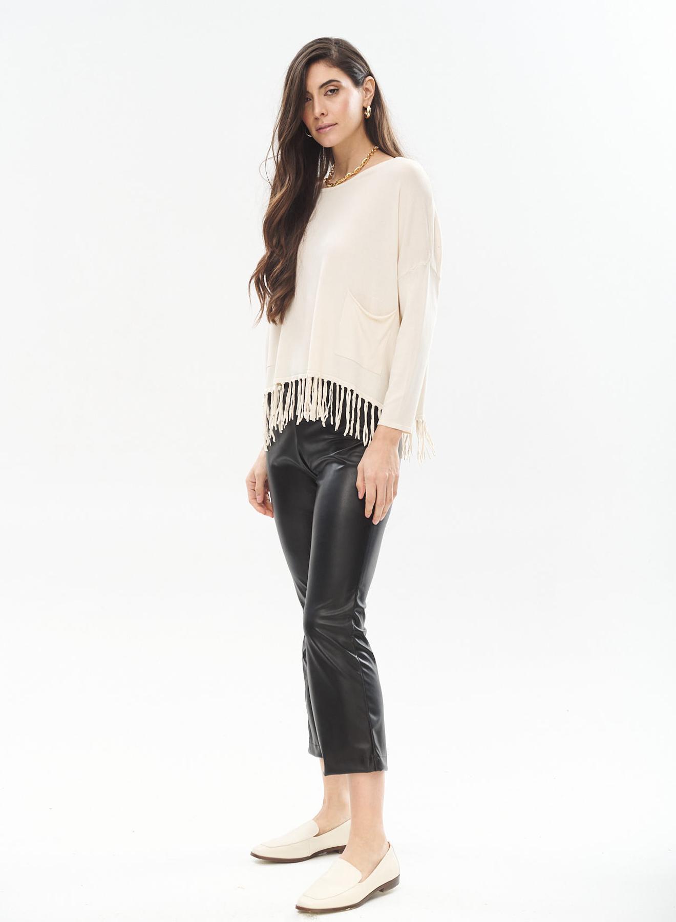 Knitted blouse with pockets and fringes at the hem - 4