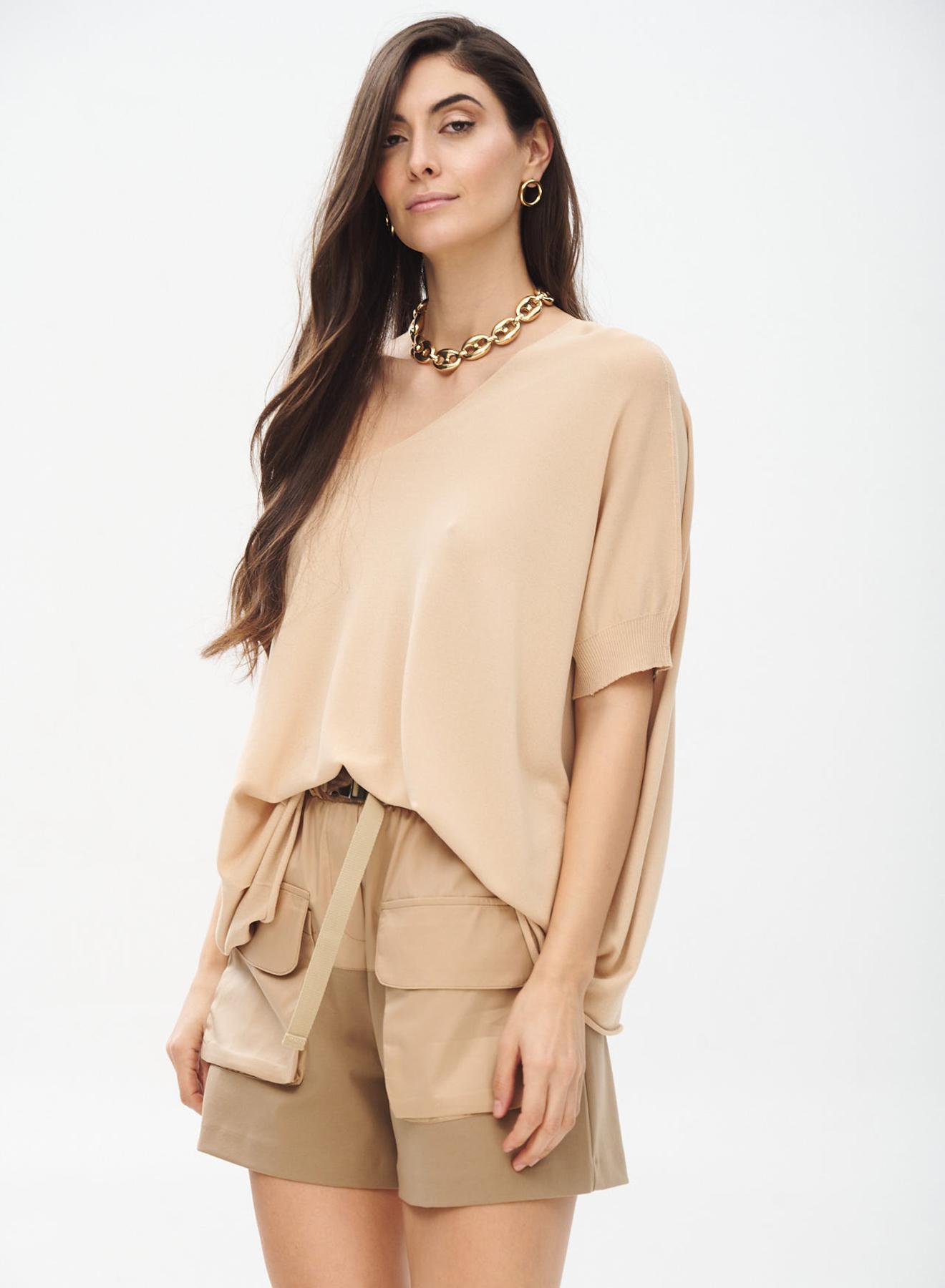 Oversized knitted blouse with short sleeves - 1