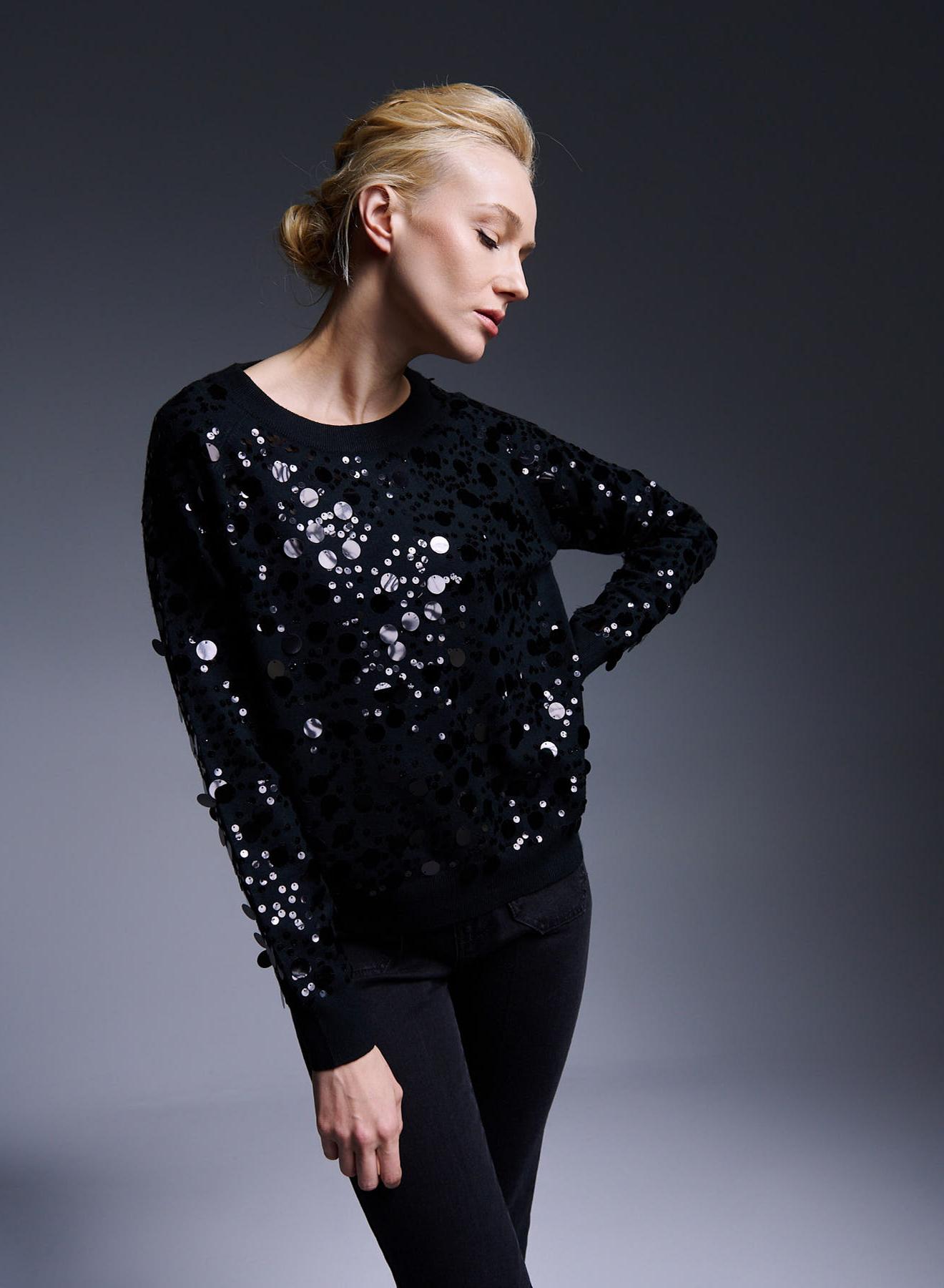 Knitted blouse with sequins - 2