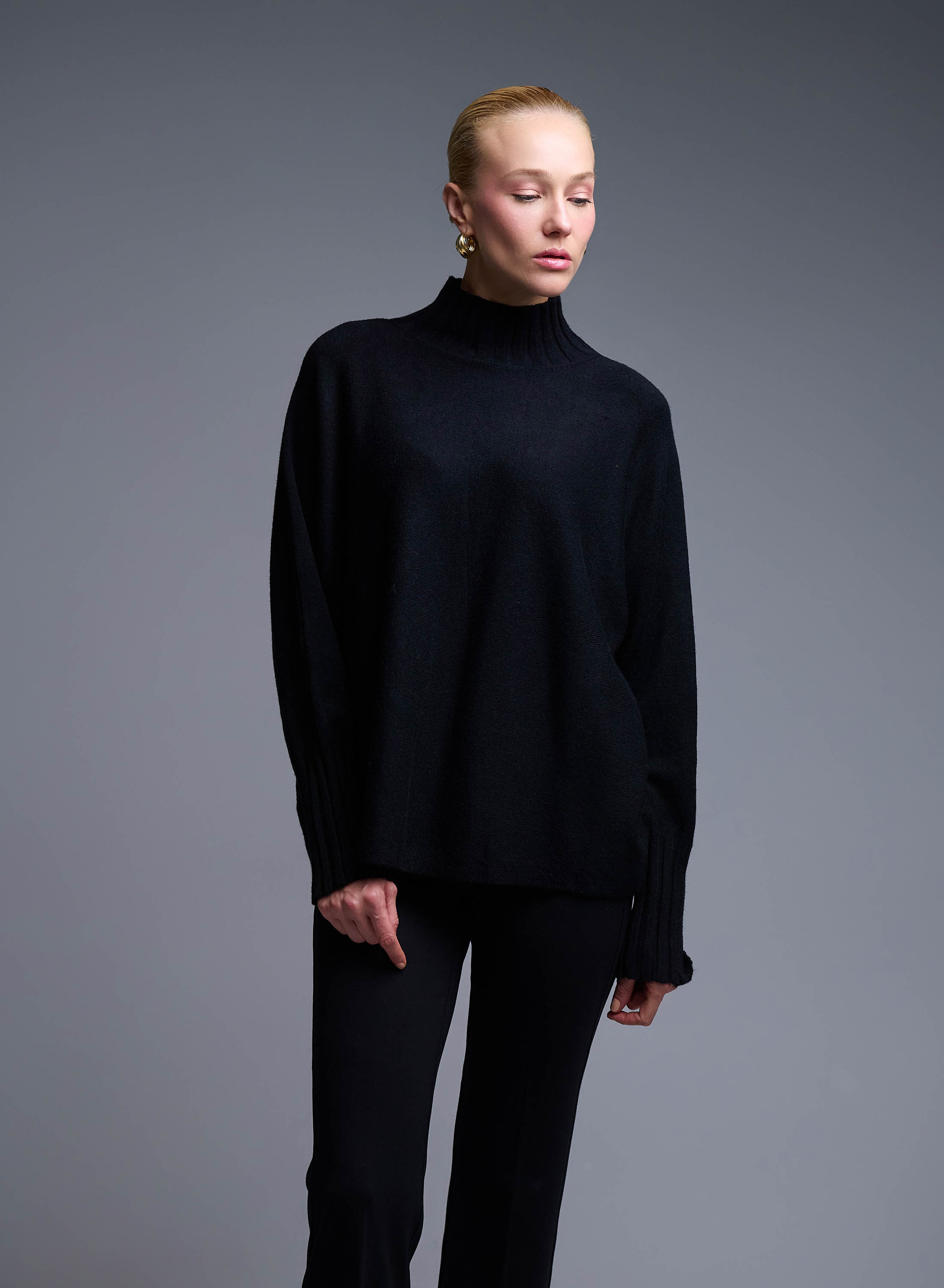 Black high neck loose fit Sweater La Liberta - 1