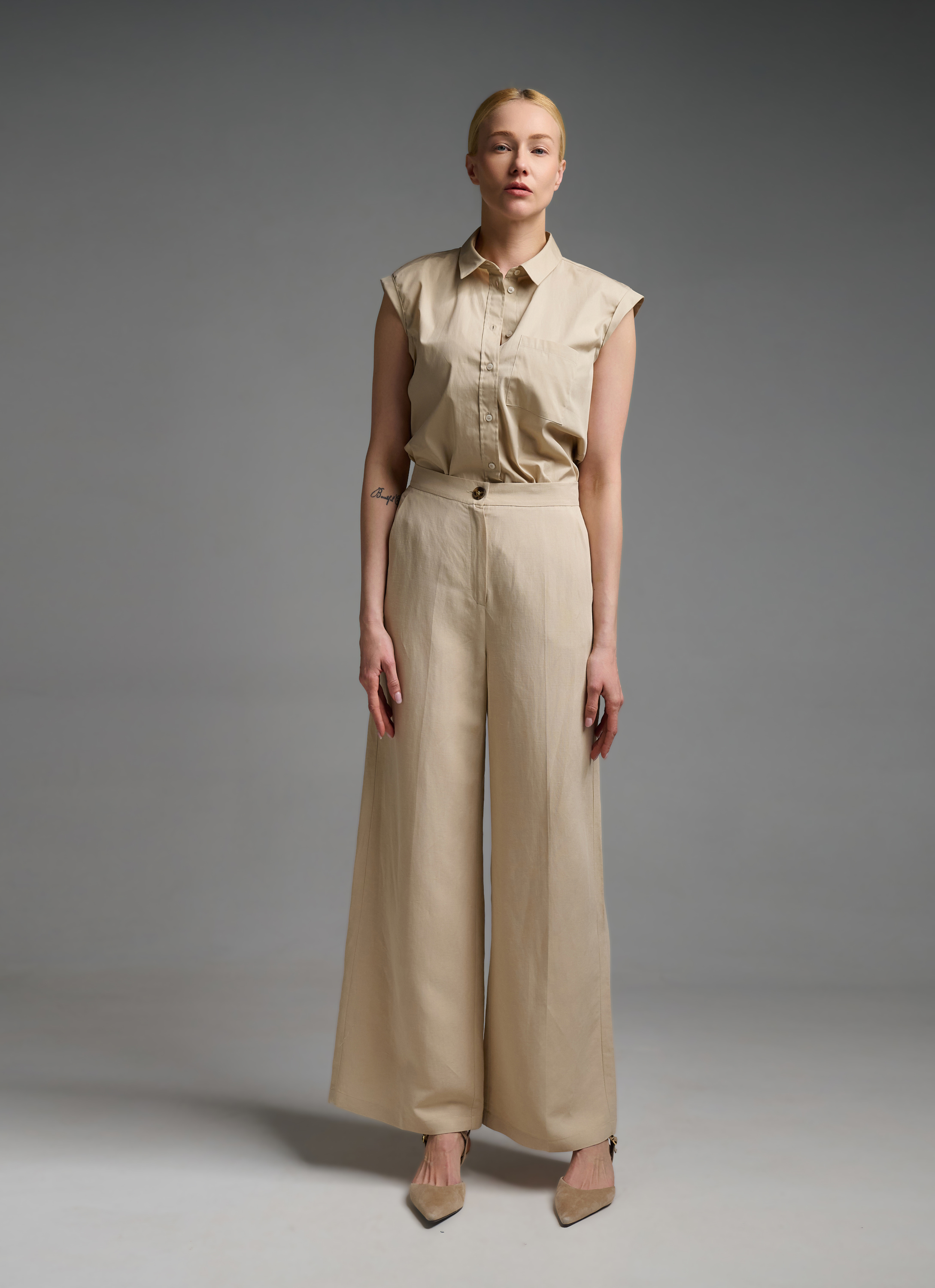 Beige straight fit Trousers Emme Marella - 1