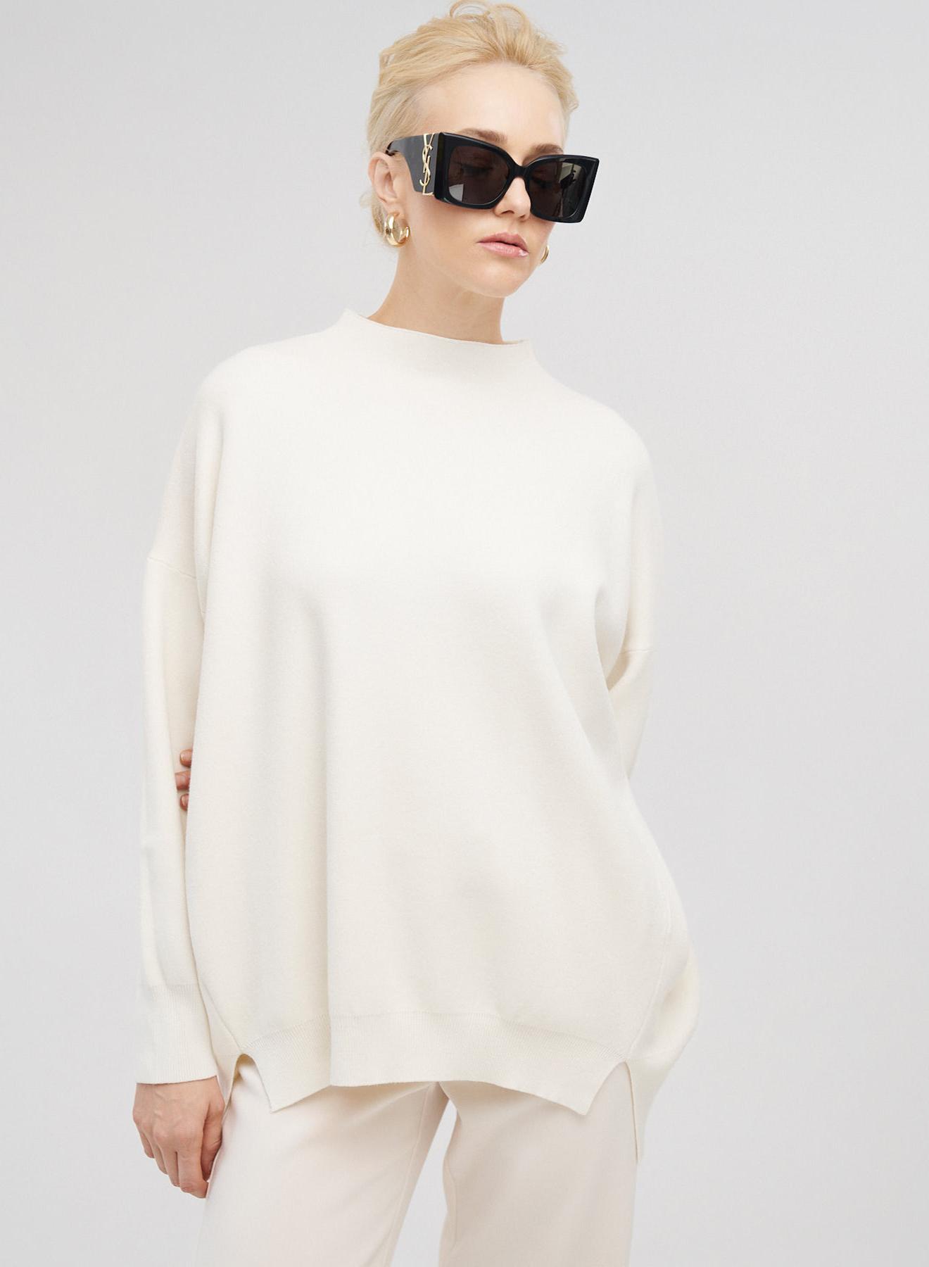 Half-turtleneck knit blouse - 1