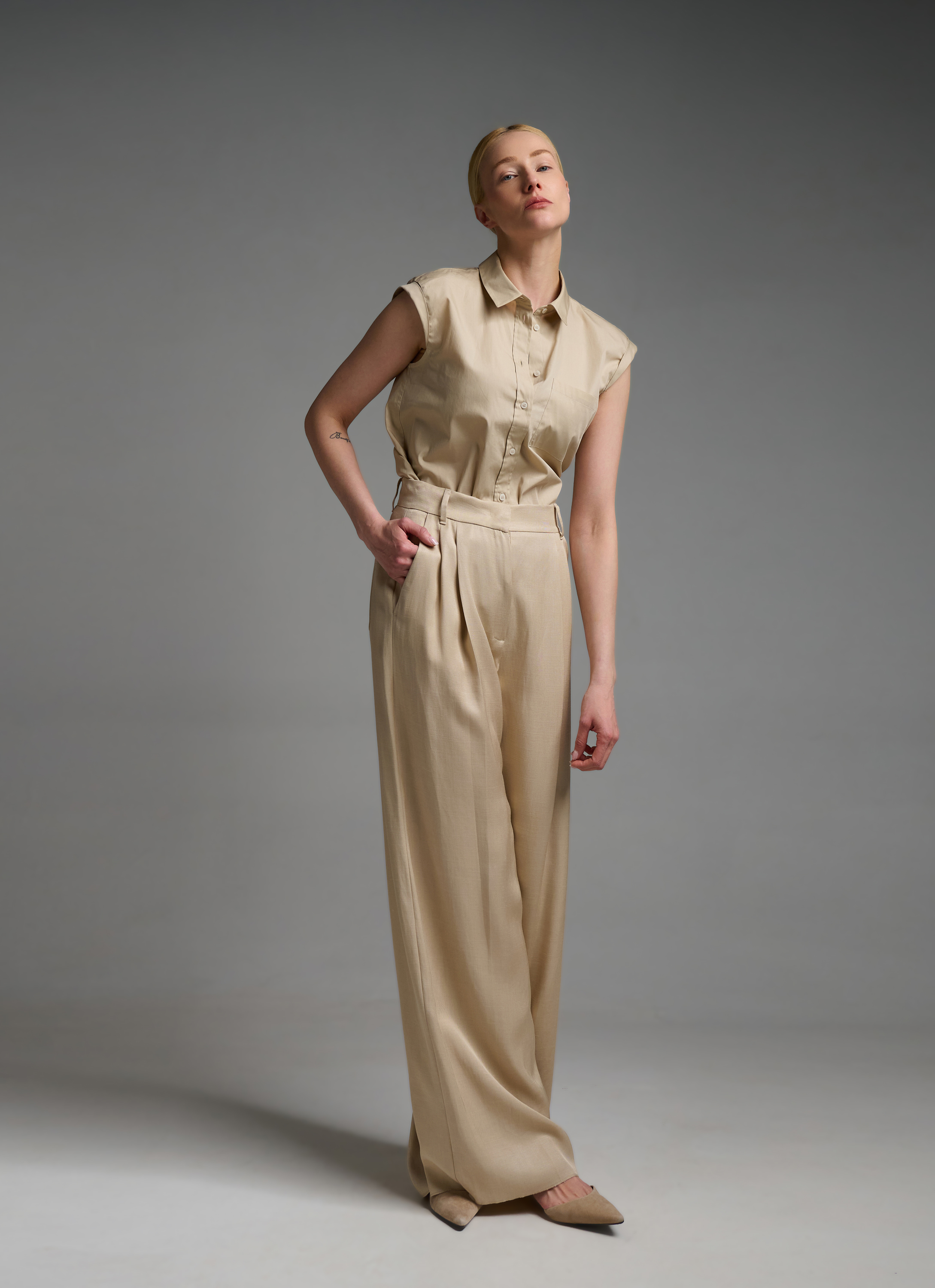 Beige wide legs Trousers with pleats Emme Marella - 1