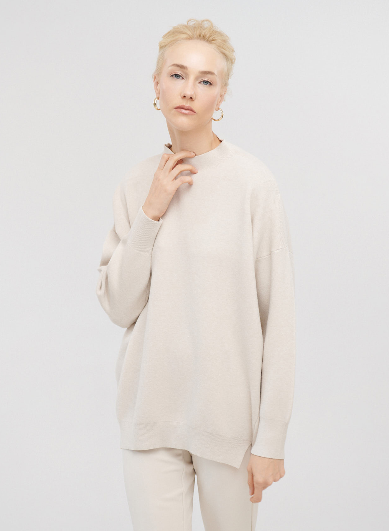 Half-turtleneck lose-fit knit blouse - 0