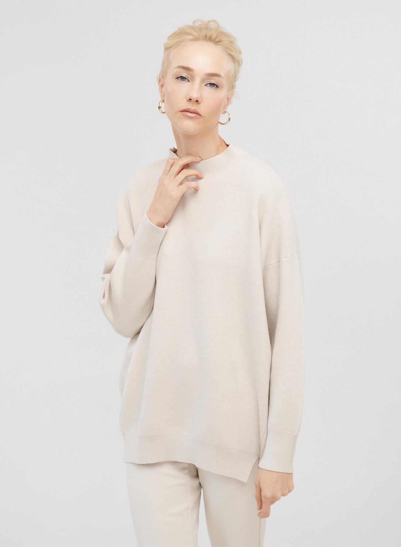 Half-turtleneck lose-fit knit blouse - 1