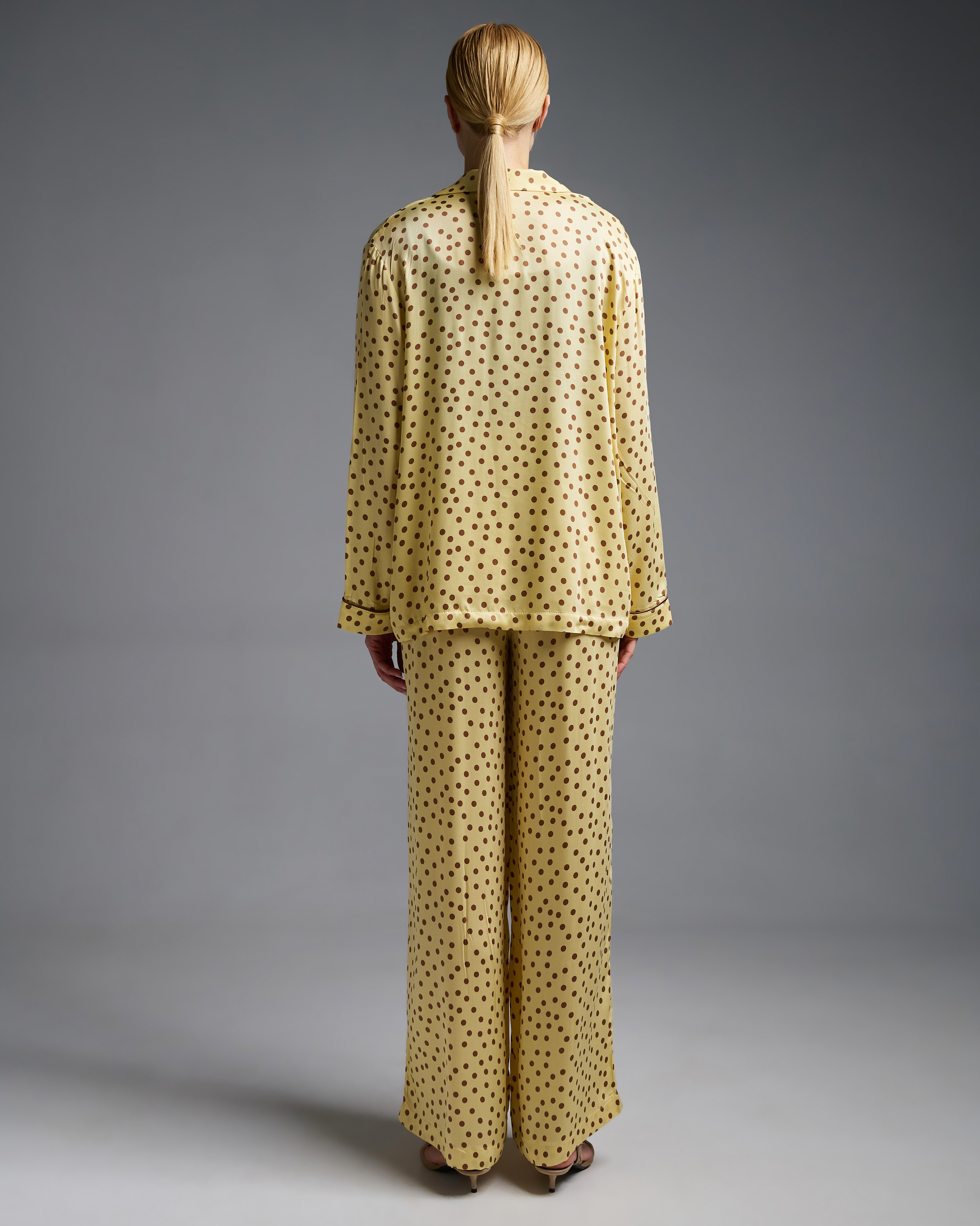 Κίτρινο-Σοκολά silky touch πουά Πουκάμισο με τσέπες μπροστά Vicolo - 5