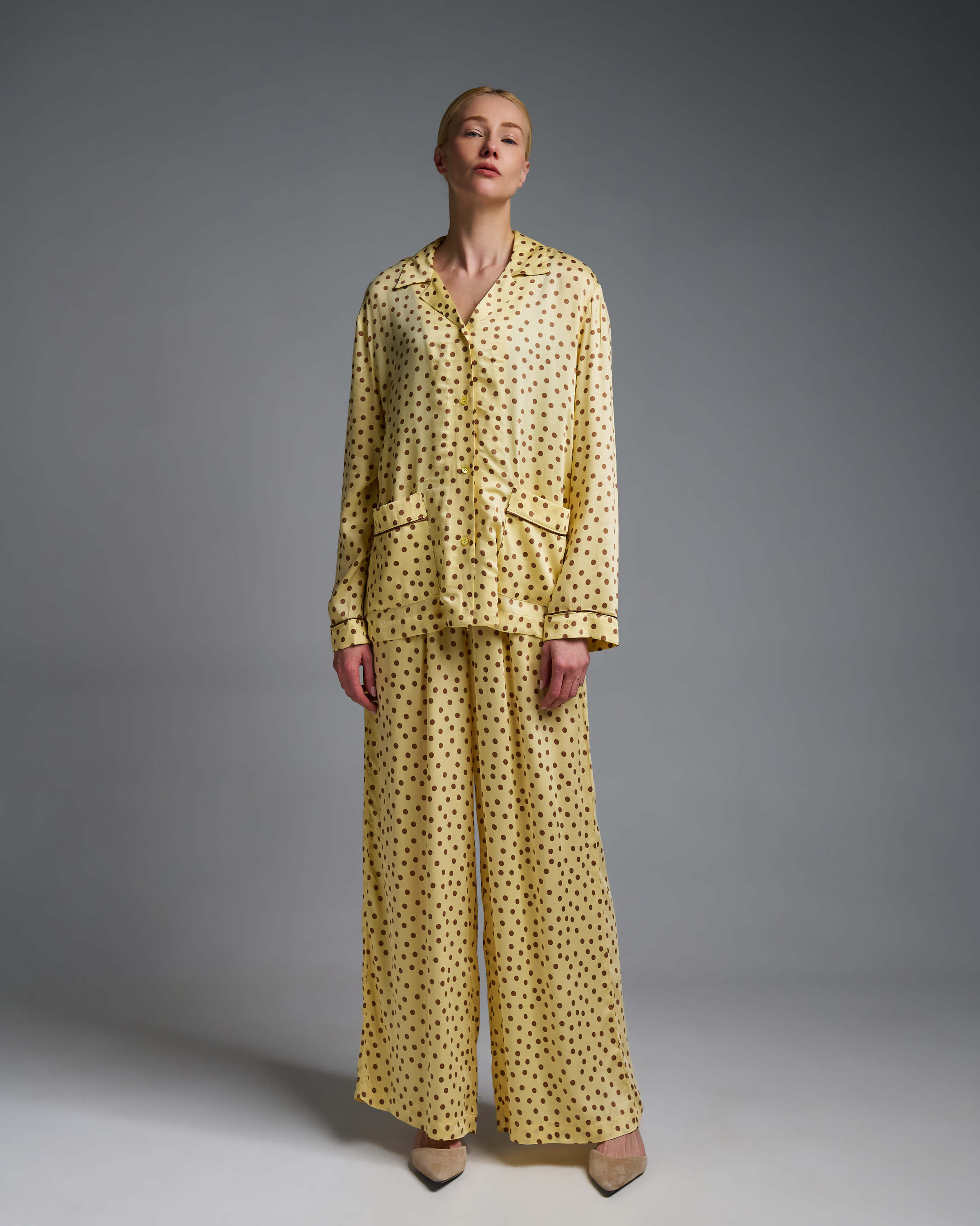 Κίτρινο-Σοκολά silky touch πουά Πουκάμισο με τσέπες μπροστά Vicolo - 4