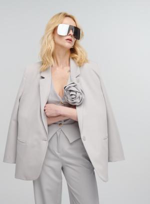 Light Grey Jacket with detachable flower buttonniere and one button Vicolo - 30944