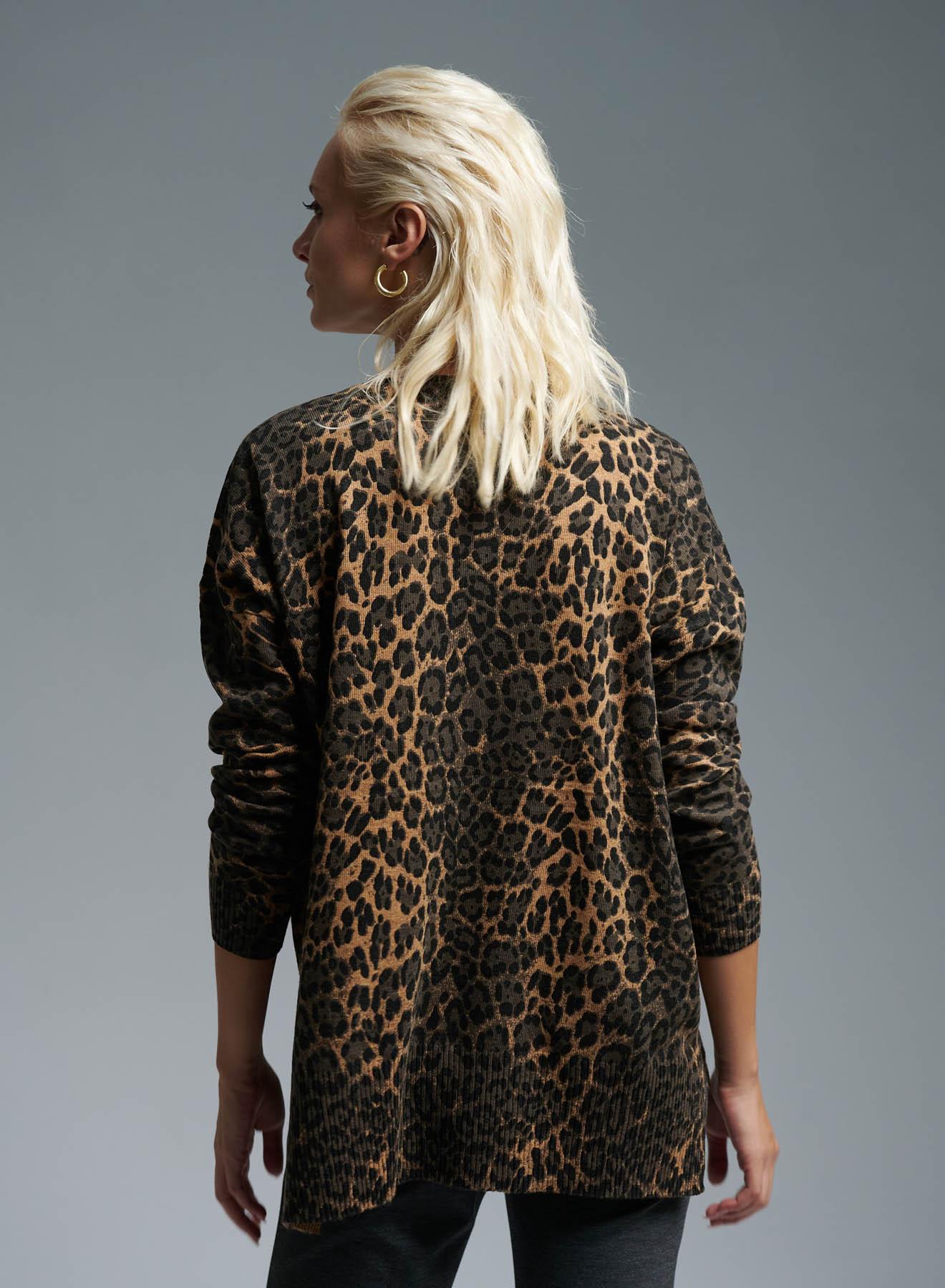 Κάμελ Πουλόβερ με animal print Lara - 4