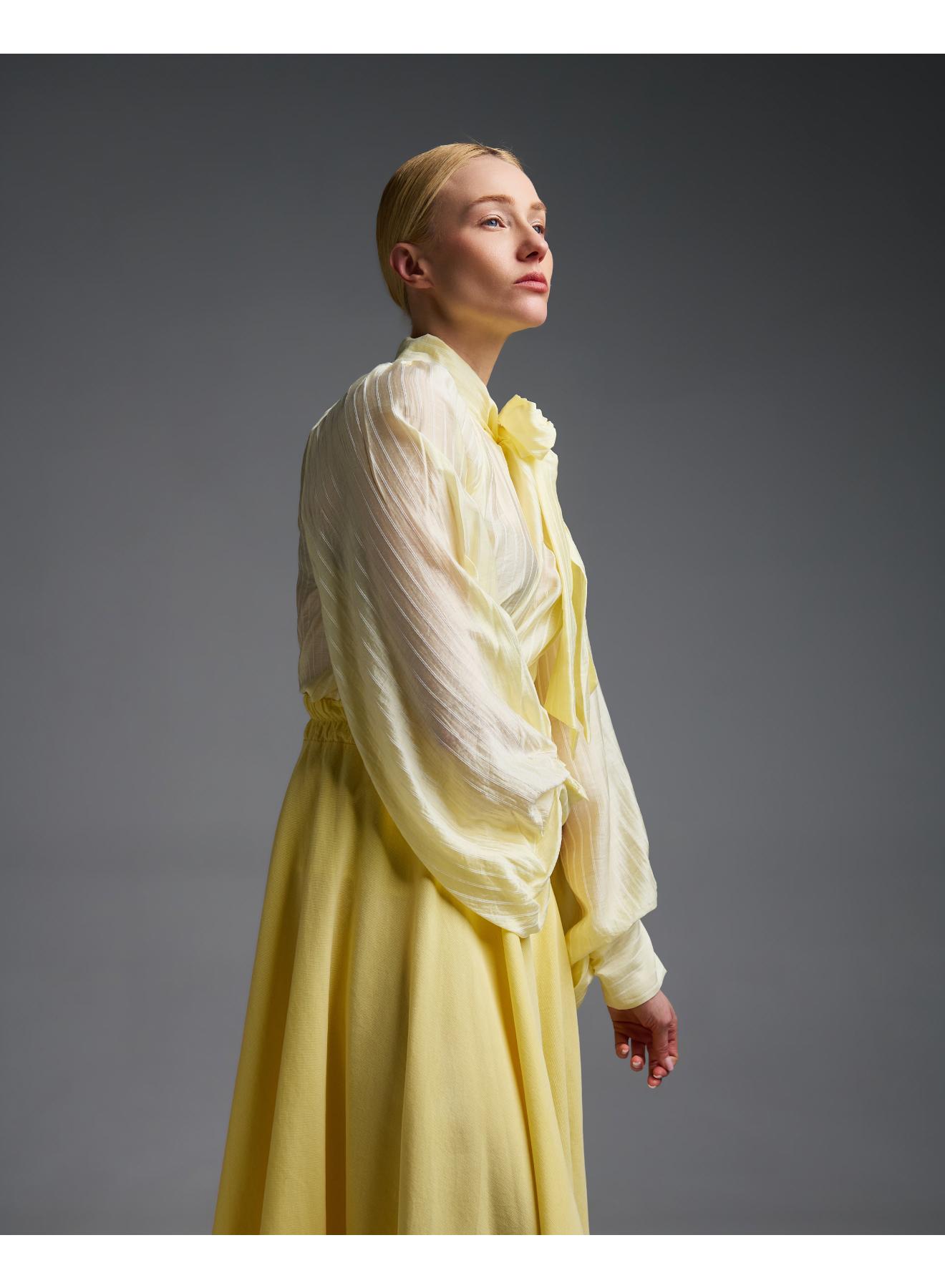 Yellow pinstriped Blouse with a tie collar Vicolo - 5