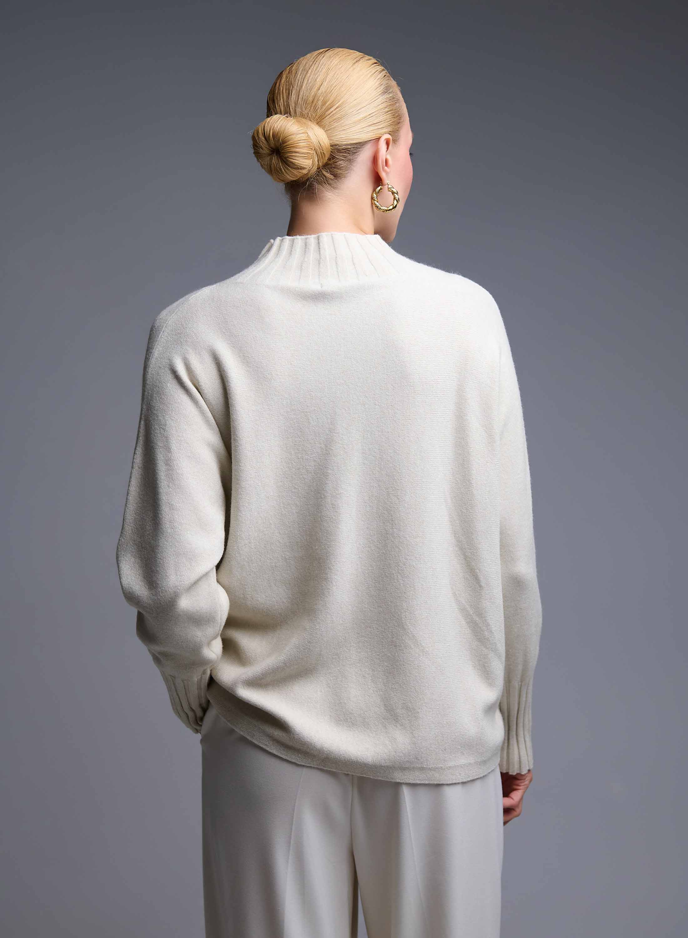 Ecru high neck loose fit Sweater Valentina Milano - 4