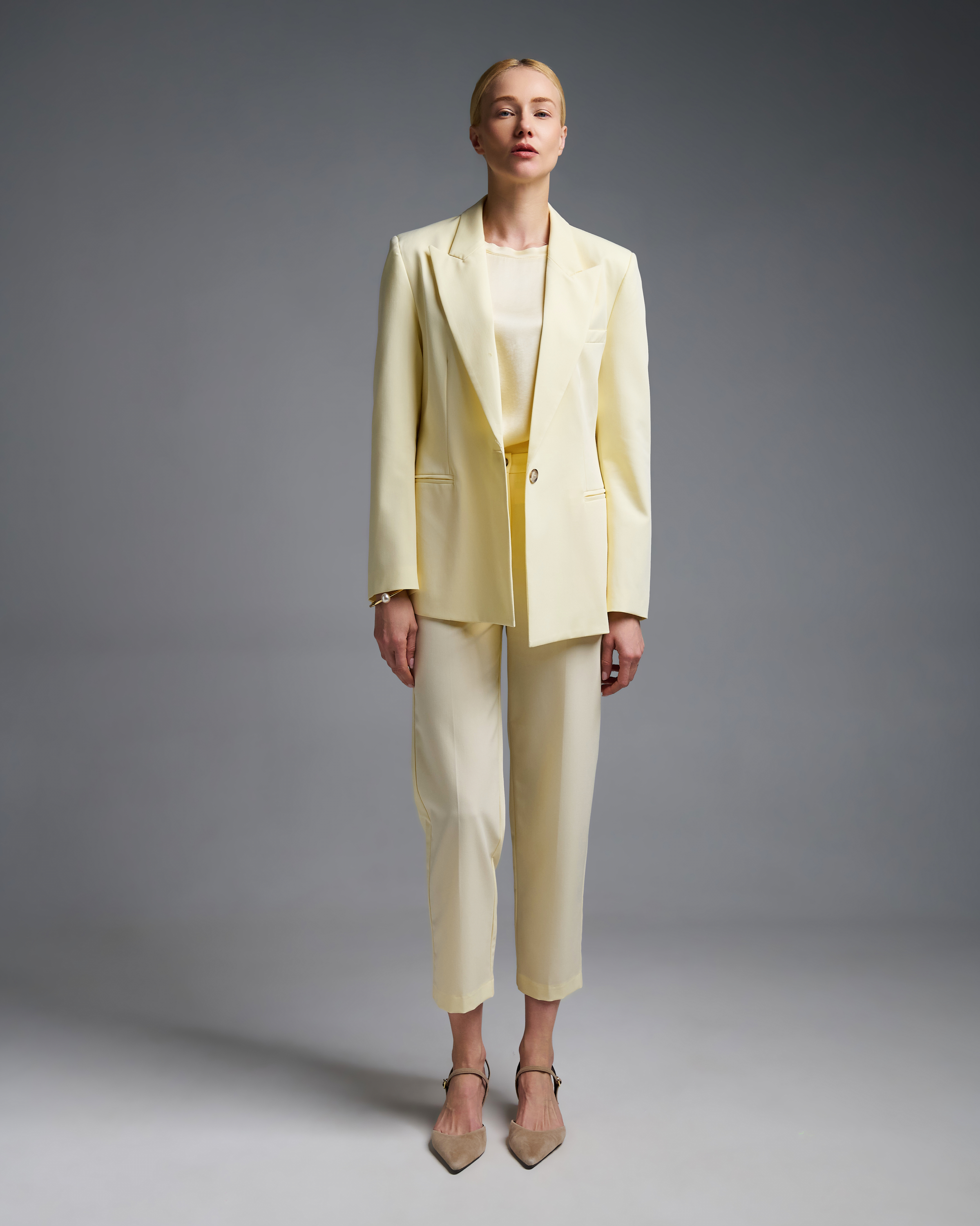 Κίτρινο Παντελόνι με λάστιχο πίσω στη μέση Vicolo - 2