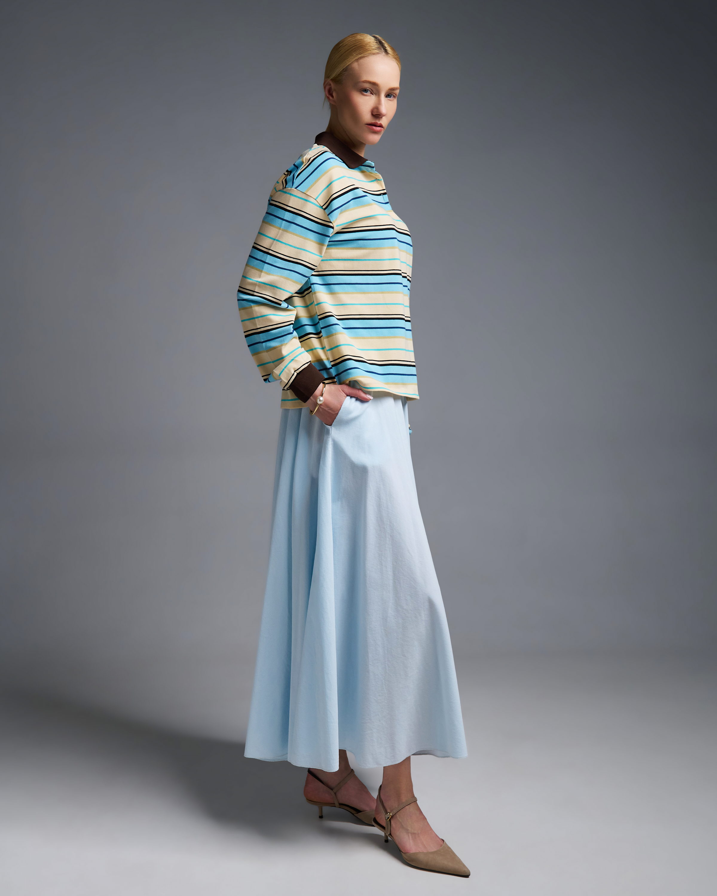 Light Blue cotton Skirt with pockets and with with elasticated waistband Valentina Milano - 4