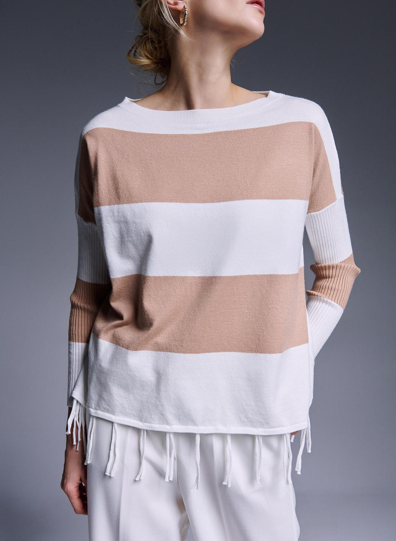 Knit blouse with wide stripes and fringes at the hem - 4