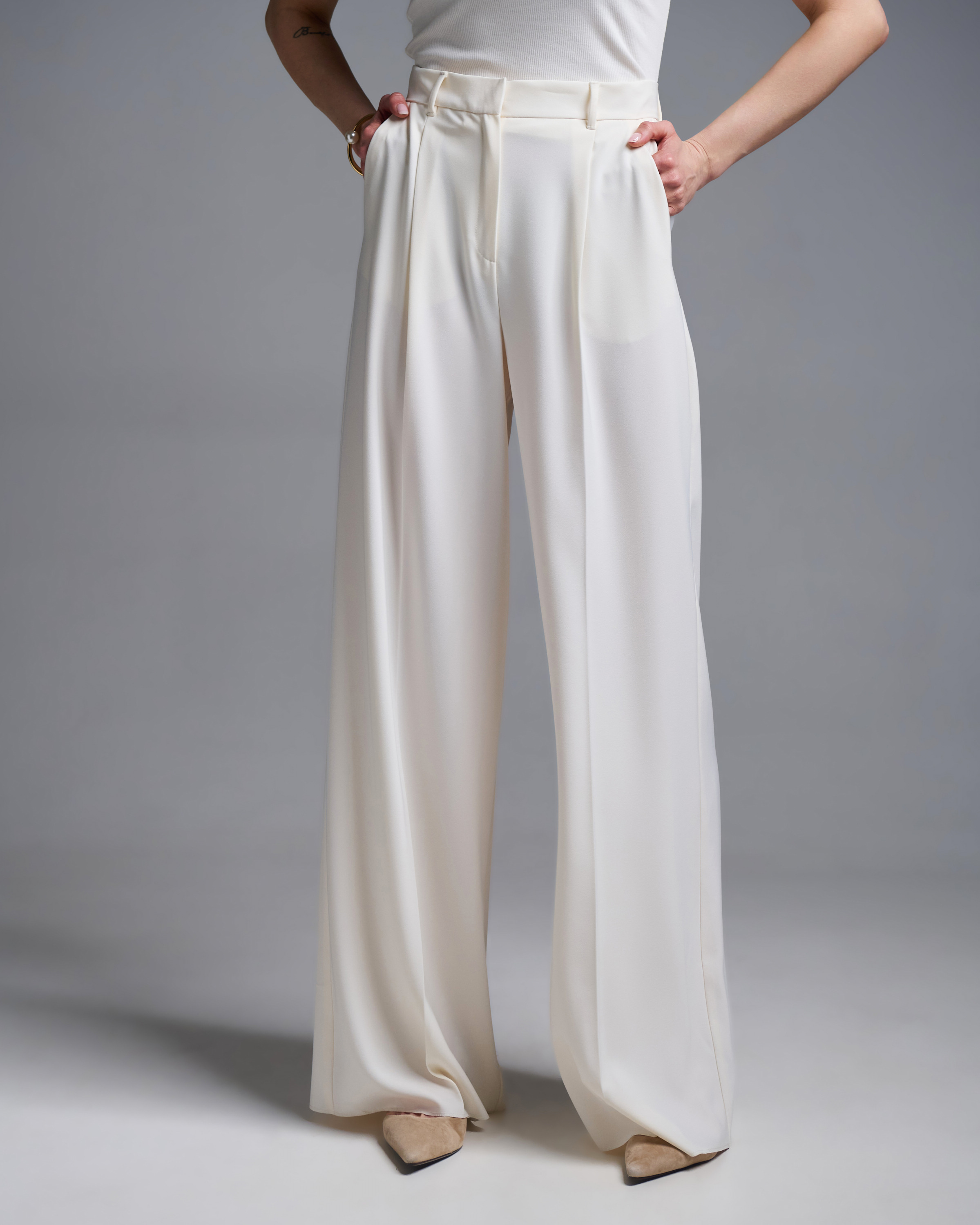 Εκρού wide legs Παντελόνι με πιέτες Emme Marella - 2