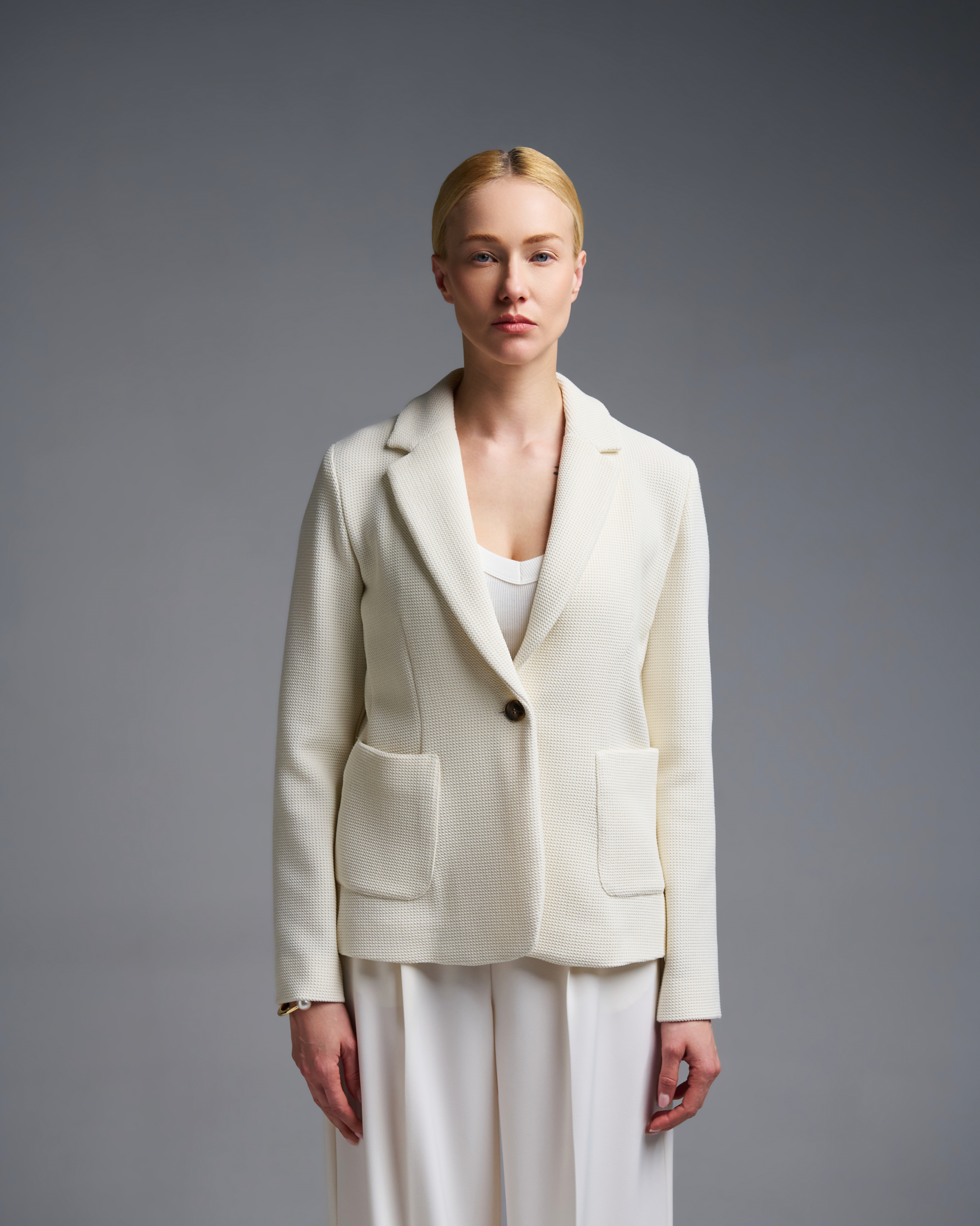 Ecru single buttoned Jacket with patch pockets Emme Marella - 5