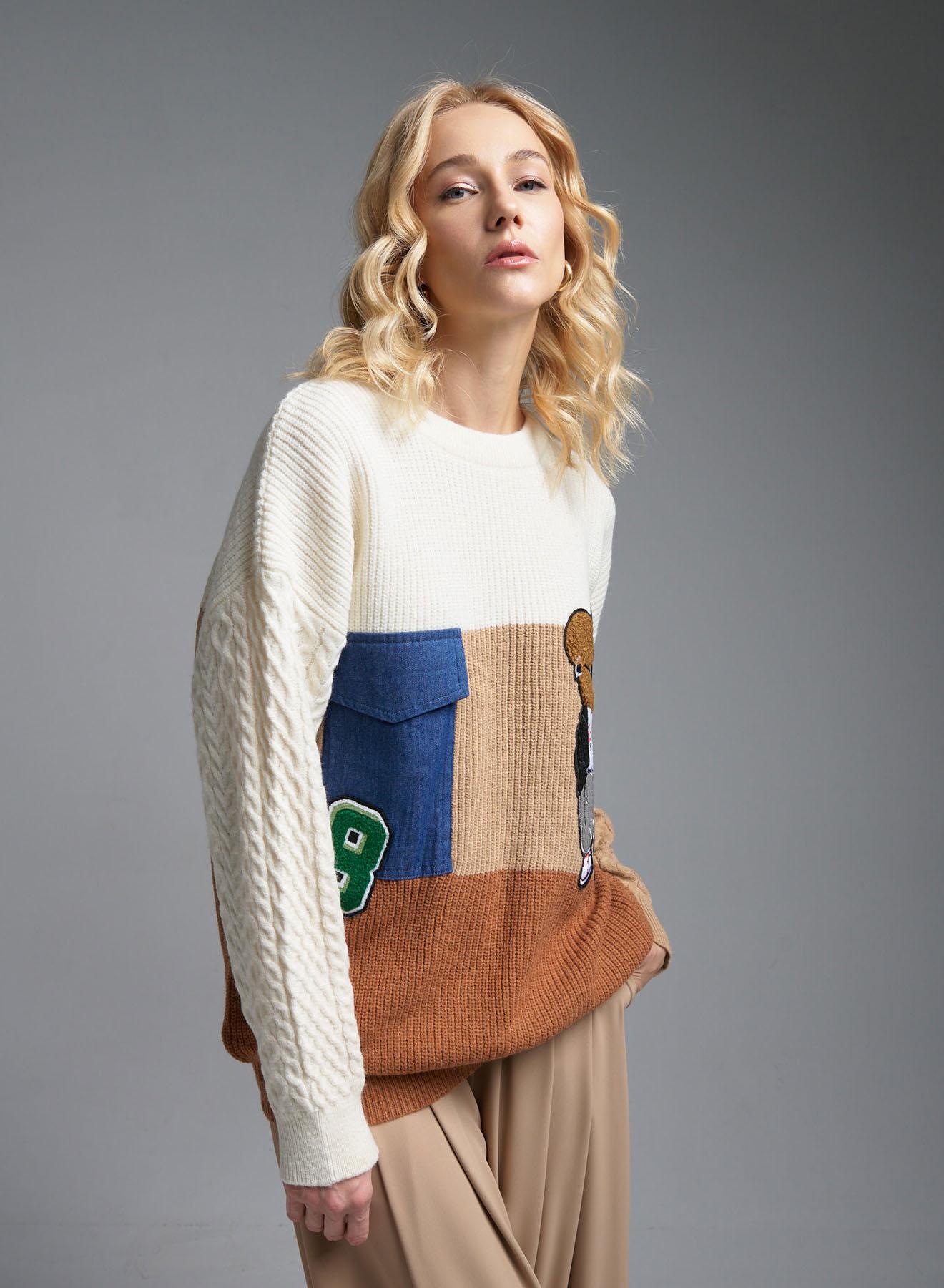 Ecru-Camel-Brown Sweater with round neckline and with decorative patches Jean Louis Francoise - 2