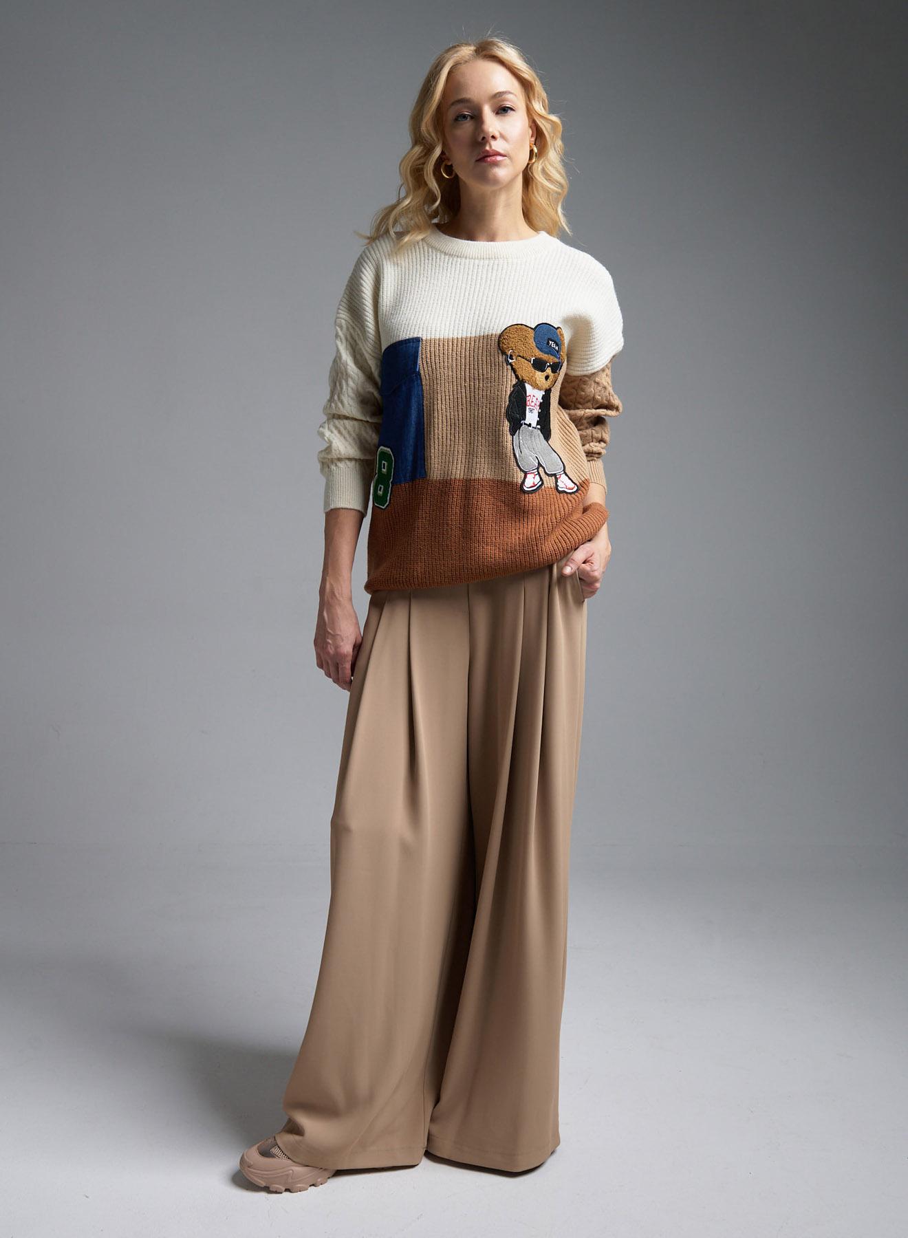 Ecru-Camel-Brown Sweater with round neckline and with decorative patches Jean Louis Francoise - 4