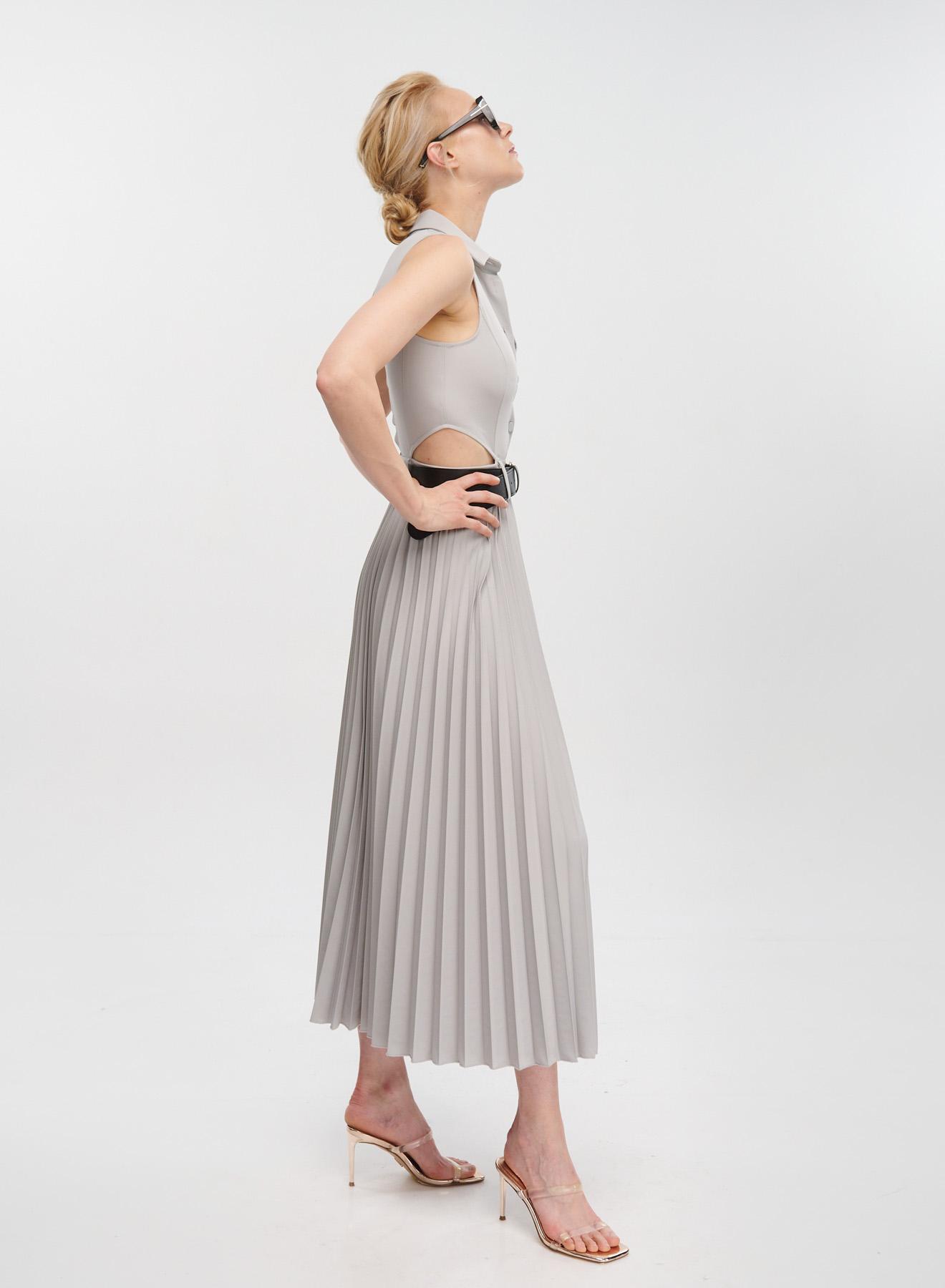 Grey long sleeveless Dress with side cuts, pleated skirt, Belt, buttons and shirt collar Vicolo - 3