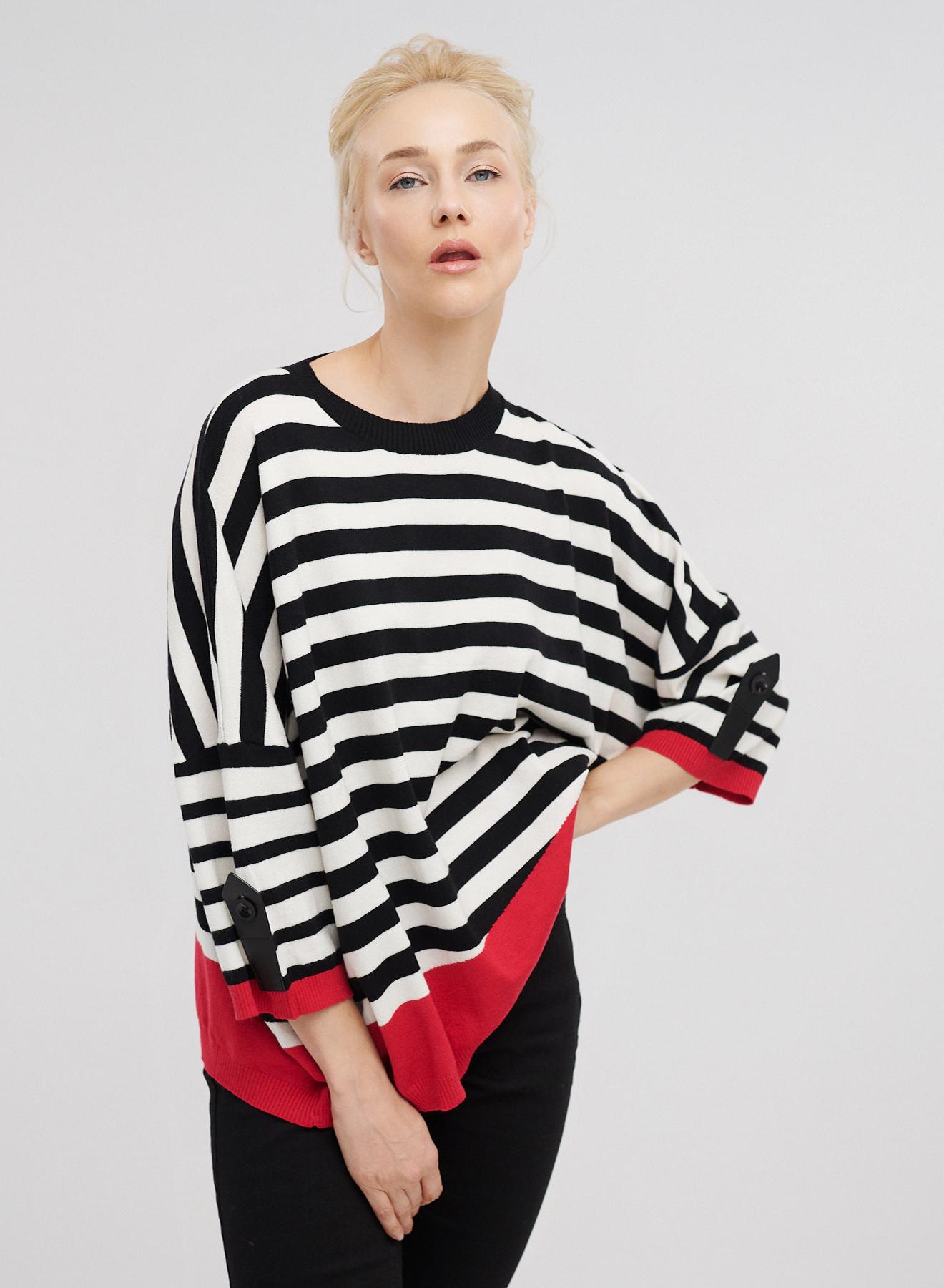 Knitted blouse with stripes and trocar sleeves - 1