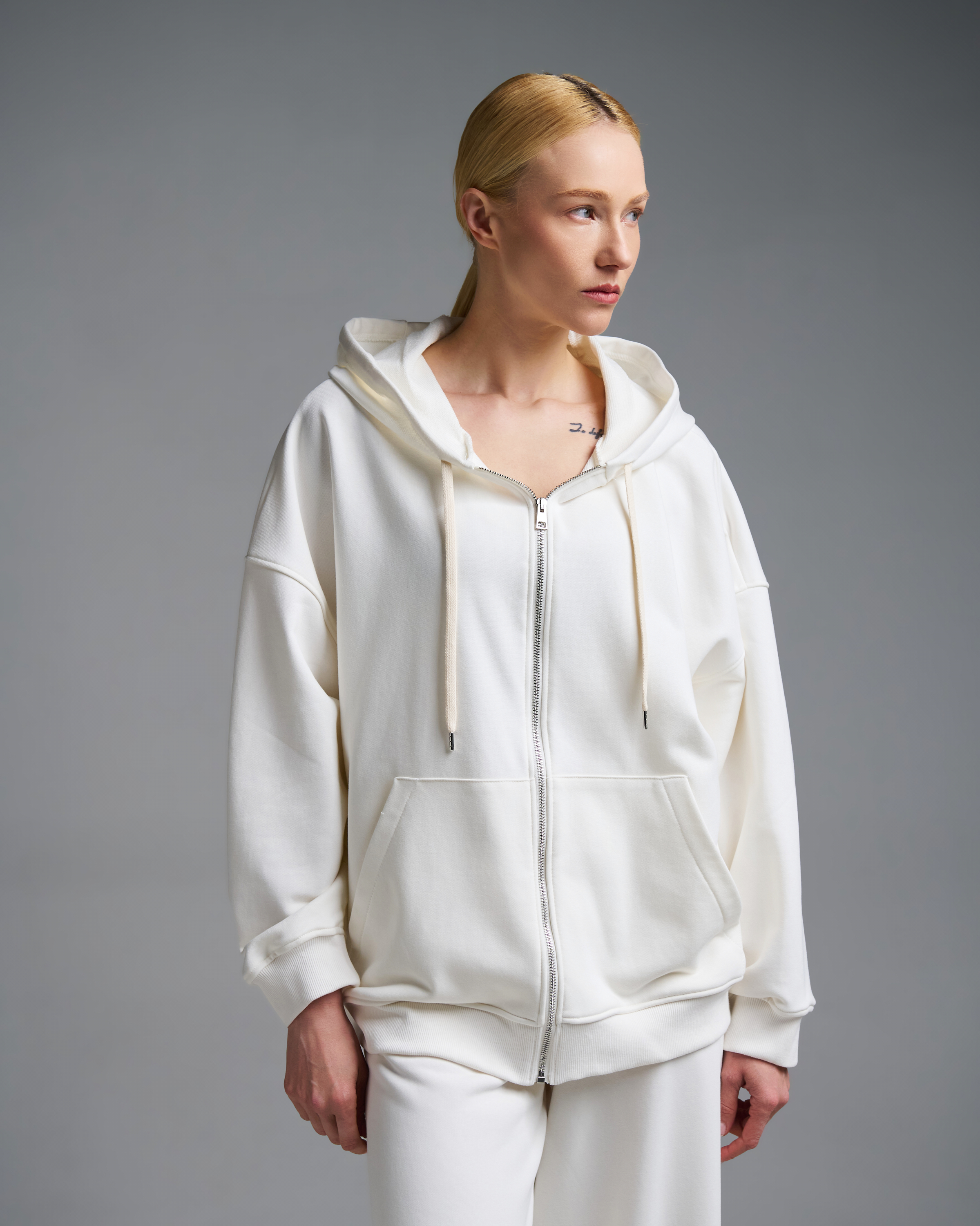 Λευκή Φούτερ Ζακέτα με φερμουάρ και με κουκούλα Vicolo - 0