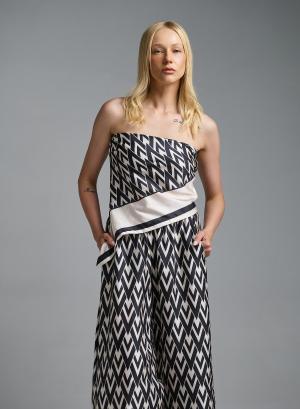Μαύρο-Εκρού silky touch στράπλες Top με σχέδια Tensione In - 62137