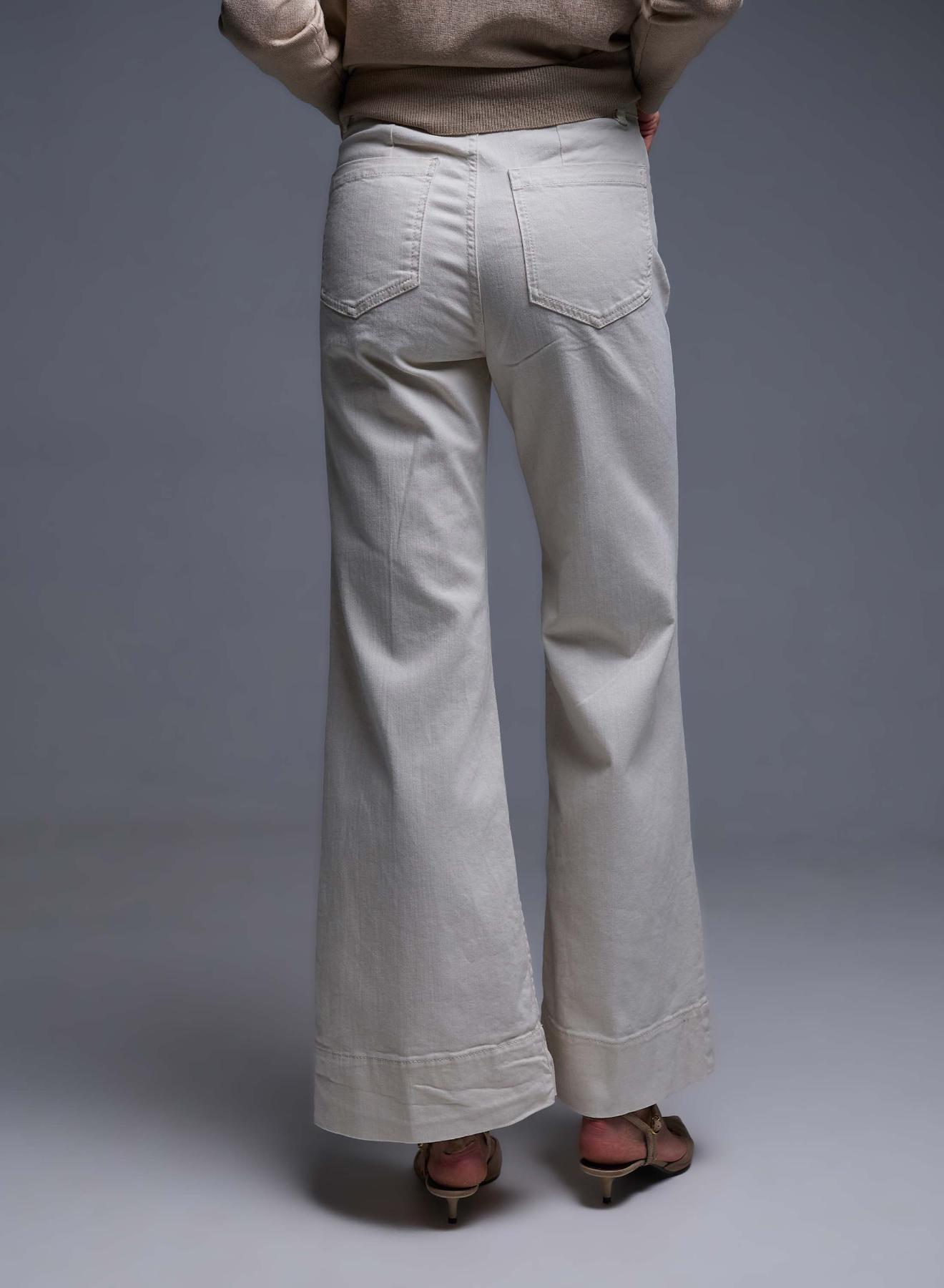 Off White Παντελόνι καμπάνα με τσέπες μπροστά Emme Marella - 3