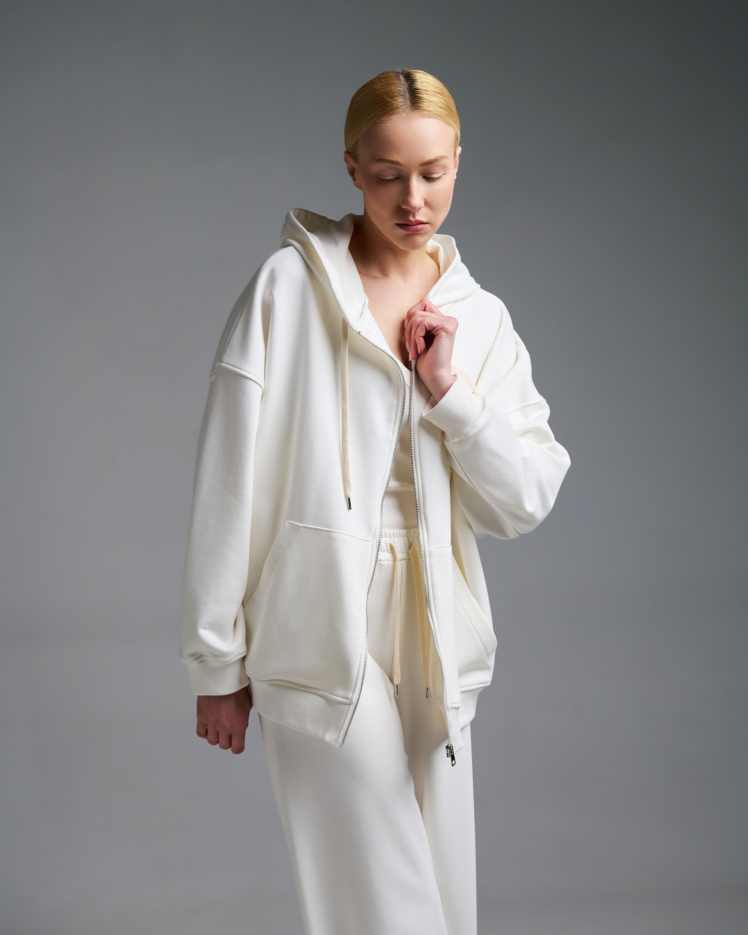 Λευκή Φούτερ Ζακέτα με φερμουάρ και με κουκούλα Vicolo - 5