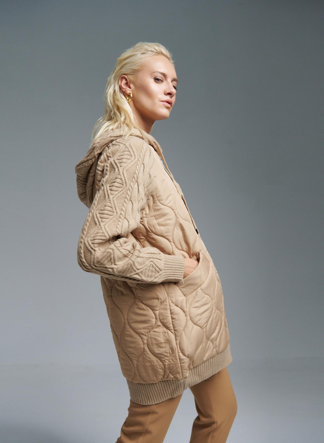 Beige long puffer Jacket with Knitted hood and sleeves Monte Cervino - 4