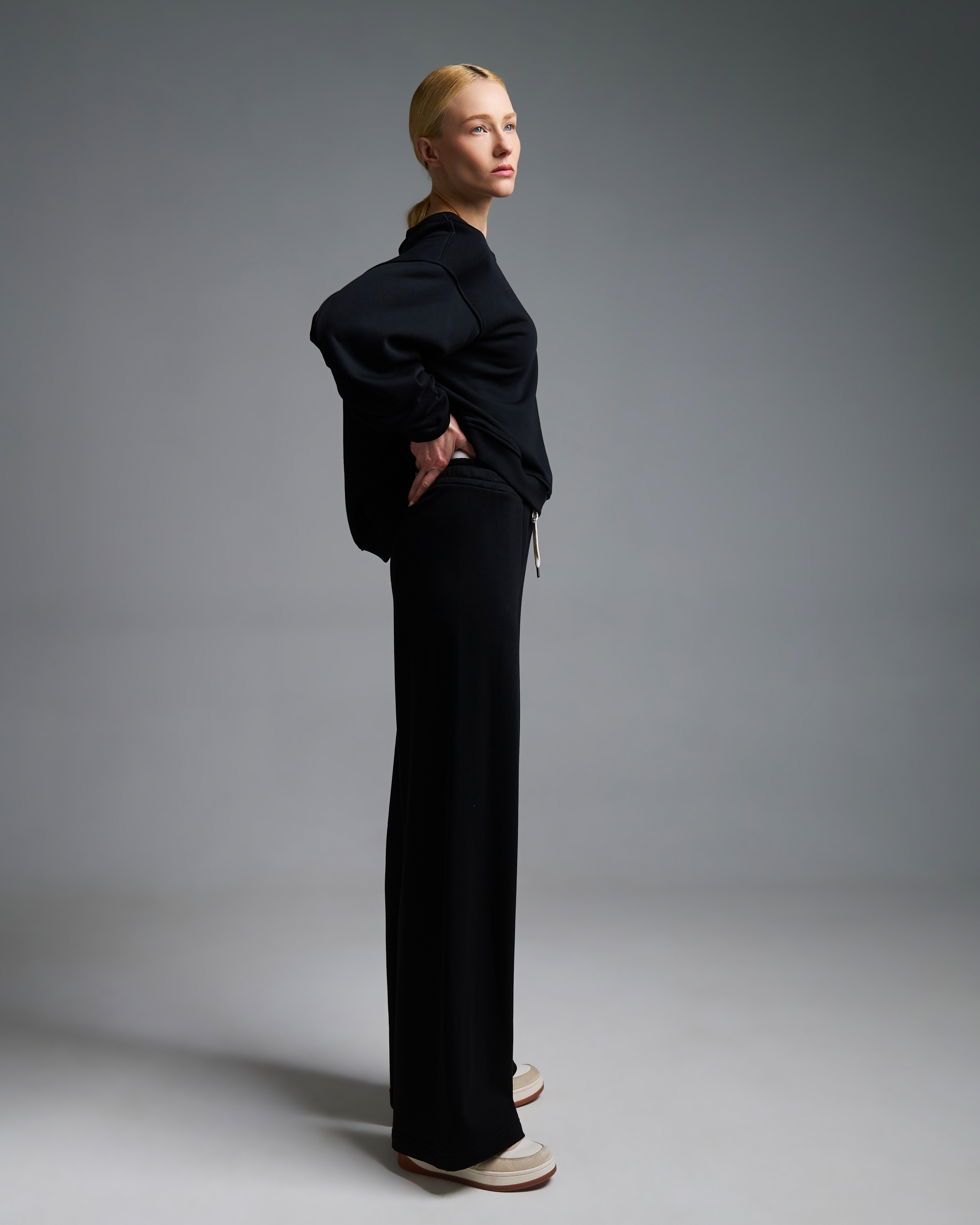 Black straight fit Sweatpants Vicolo - 4