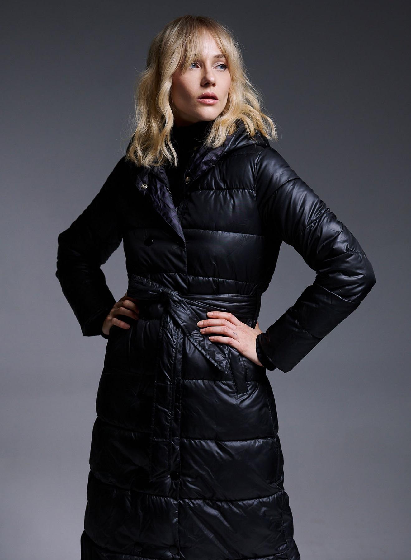 Double-face puffer jacket with hood and belt - 2