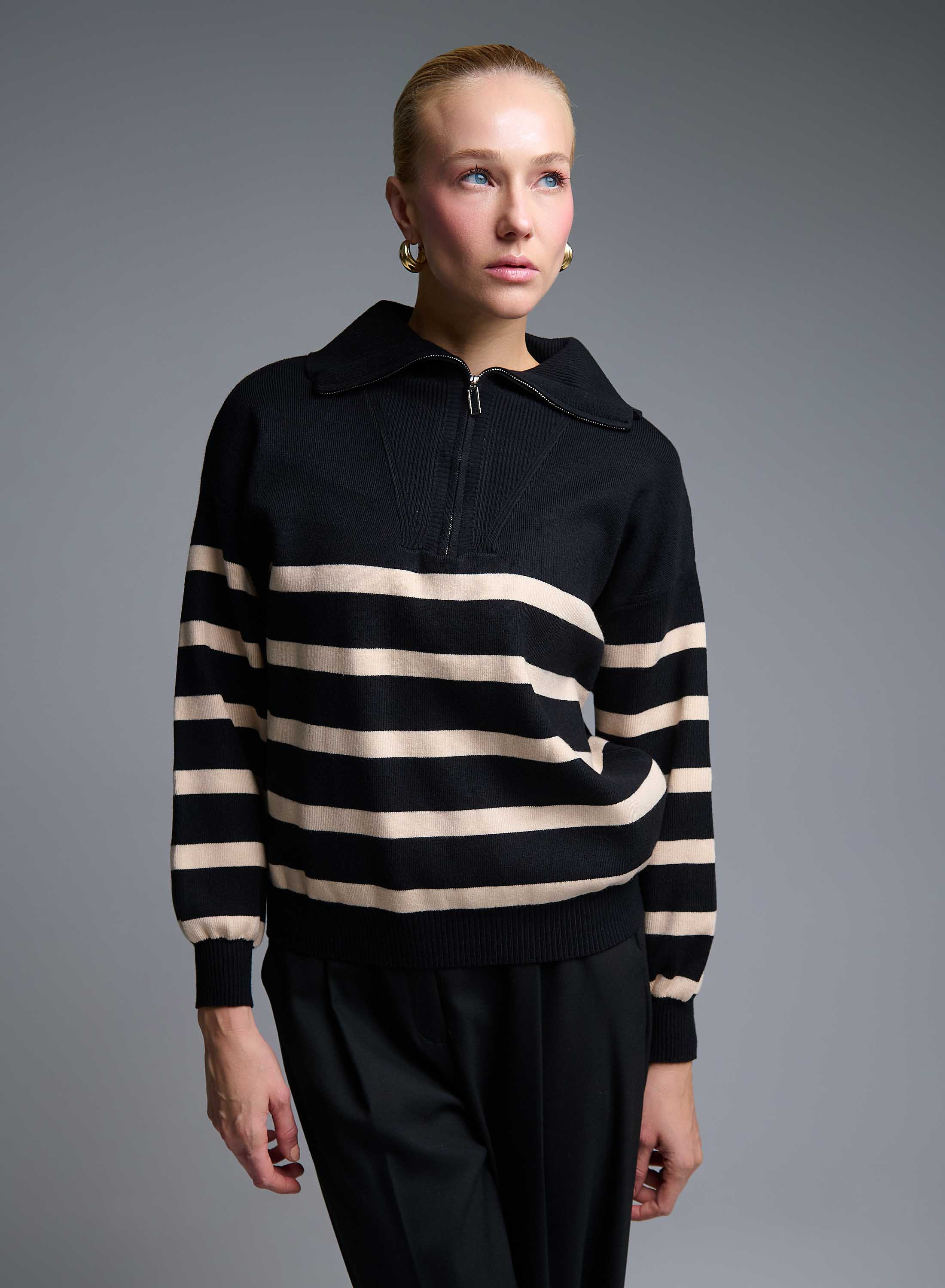 Μαύρο-Κάμελ Πουλόβερ με ρίγες και με γιακά με φερμουάρ Valentina Milano - 0