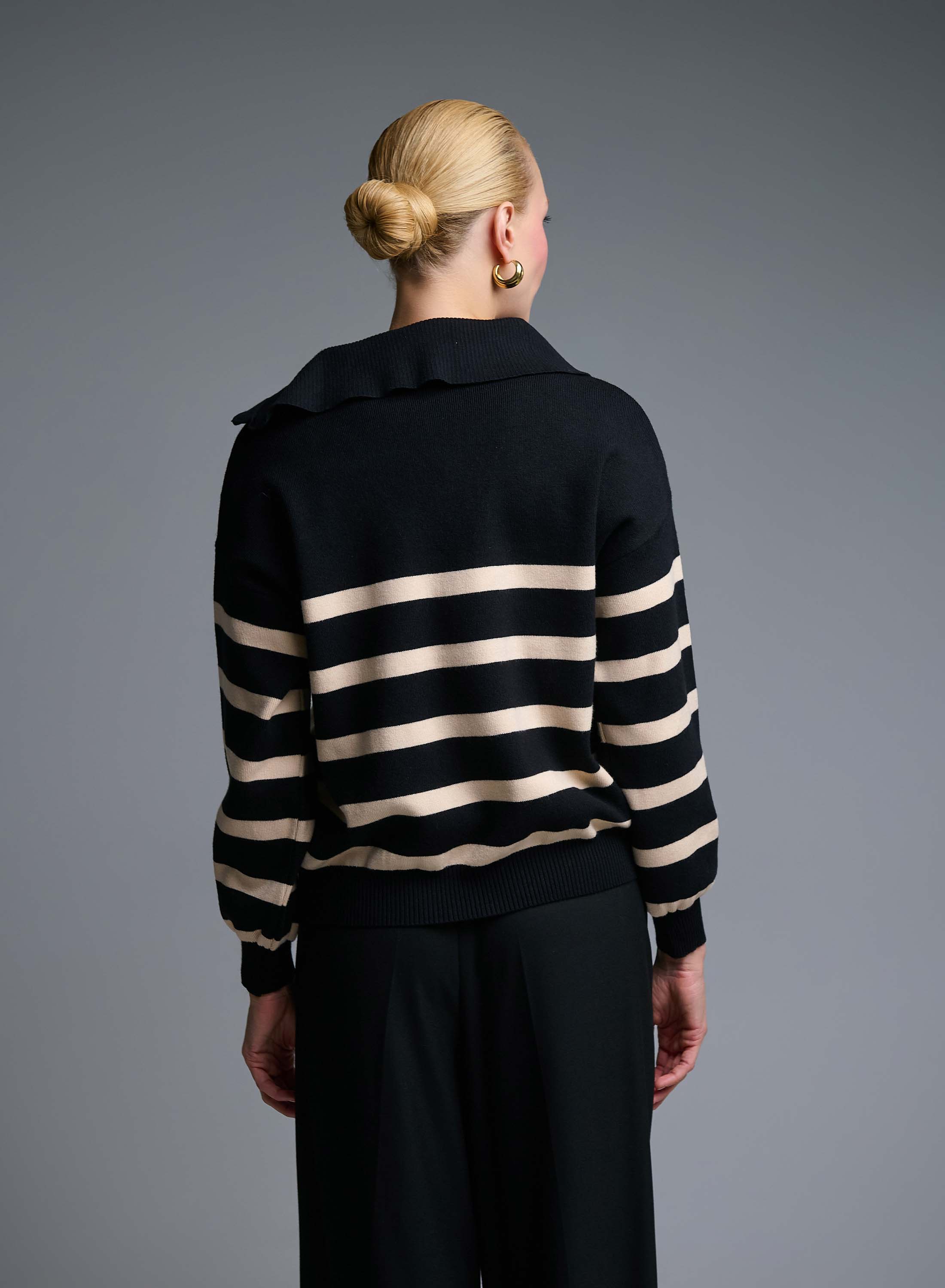 Μαύρο-Κάμελ Πουλόβερ με ρίγες και με γιακά με φερμουάρ Valentina Milano - 4